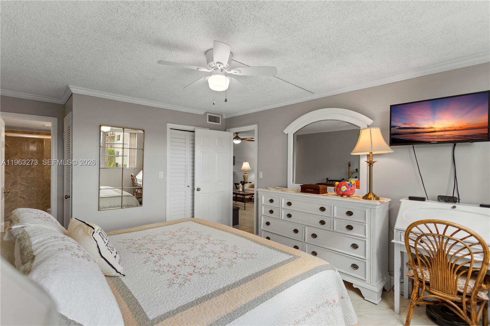 HOLLYBROOK GOLF AND - Residential