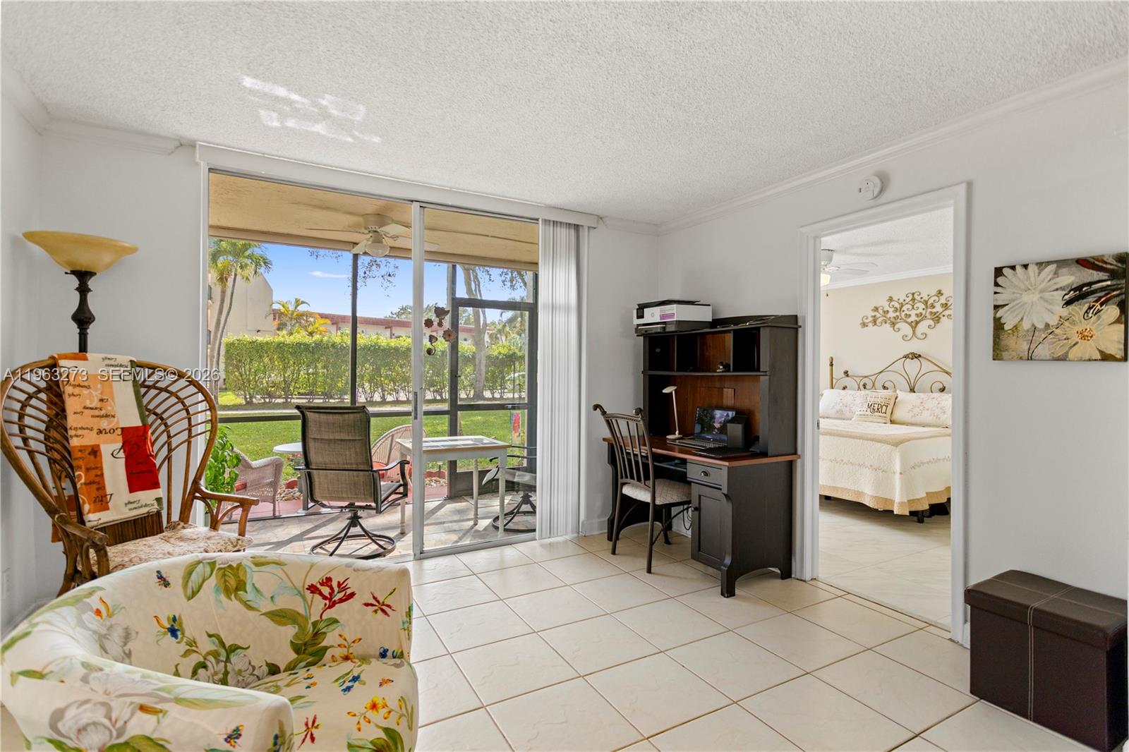 HOLLYBROOK GOLF AND - Residential