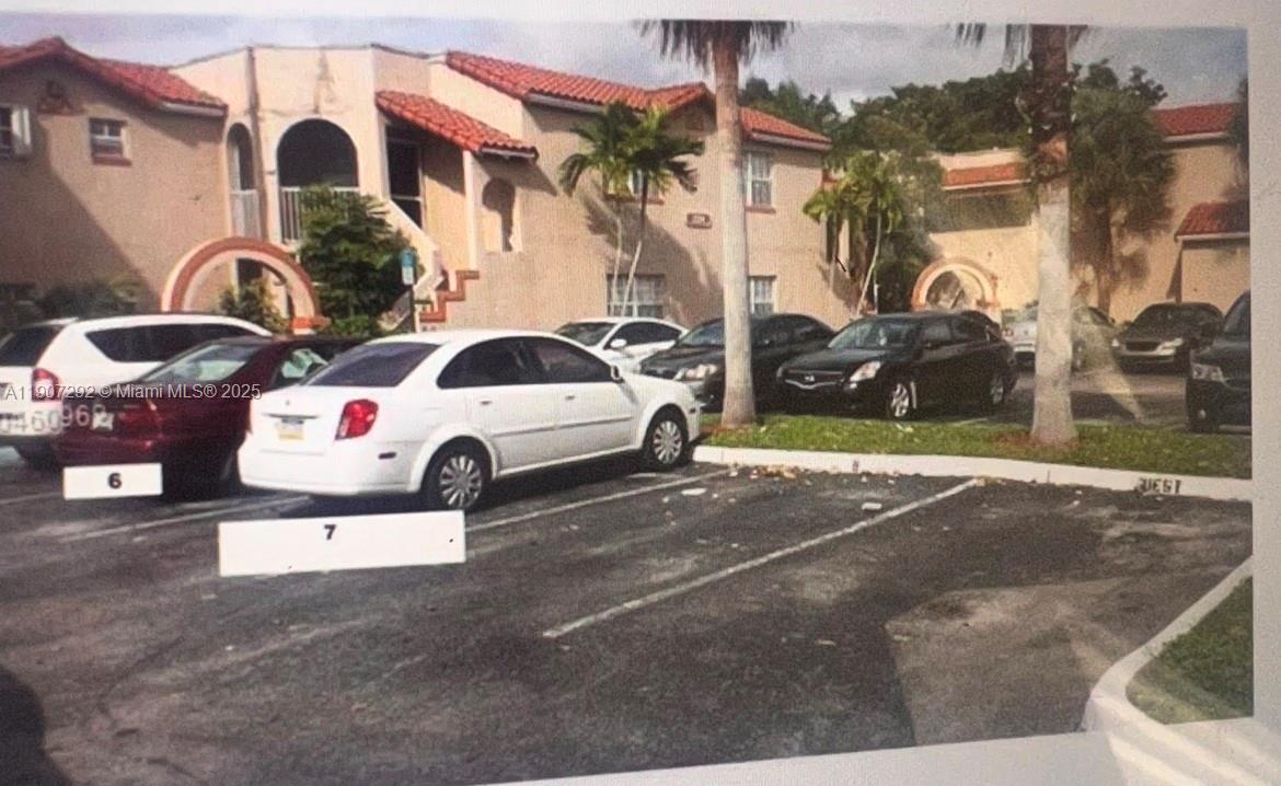 WINDMILL LAKES IV CONDO - Residential Lease