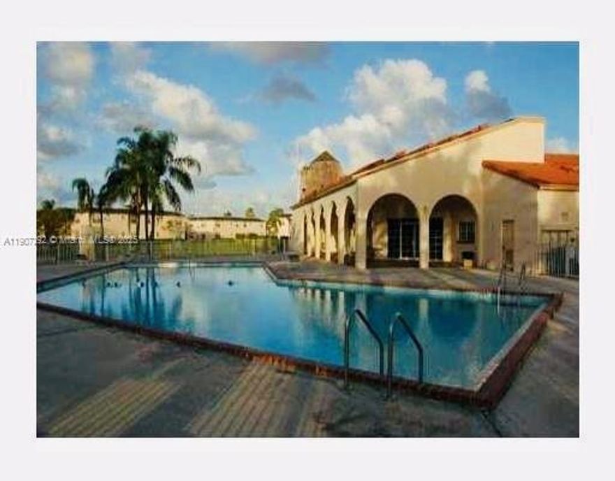 Beautiful and huge 1 bedroom 1 full bath unit  with beautiful lake views located in the Safe and Secured and gated community of Windmill Lakes in heart of Pembroke Pines.Unit is located on the 1st floor. Large layout with full brightness in the apartment. The unit has washer and dryer,screened patio,no carpets..Quick Hoa approval..HOA NEEDS 600 MINIMUM CREDIT SCORE..