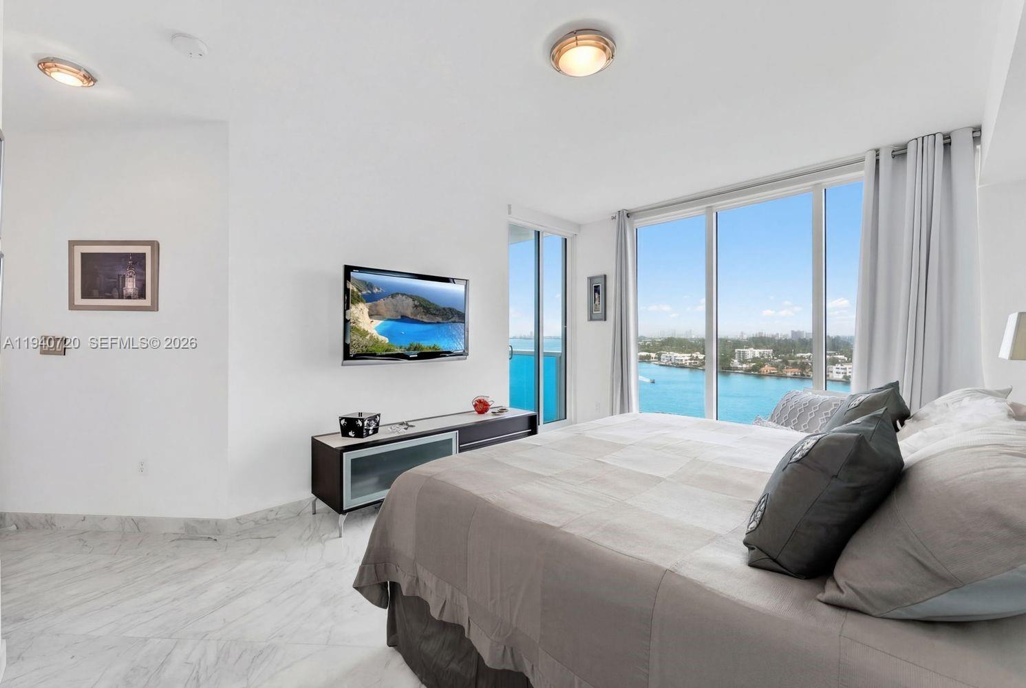 THE BRIDGEWATER CONDO - Residential