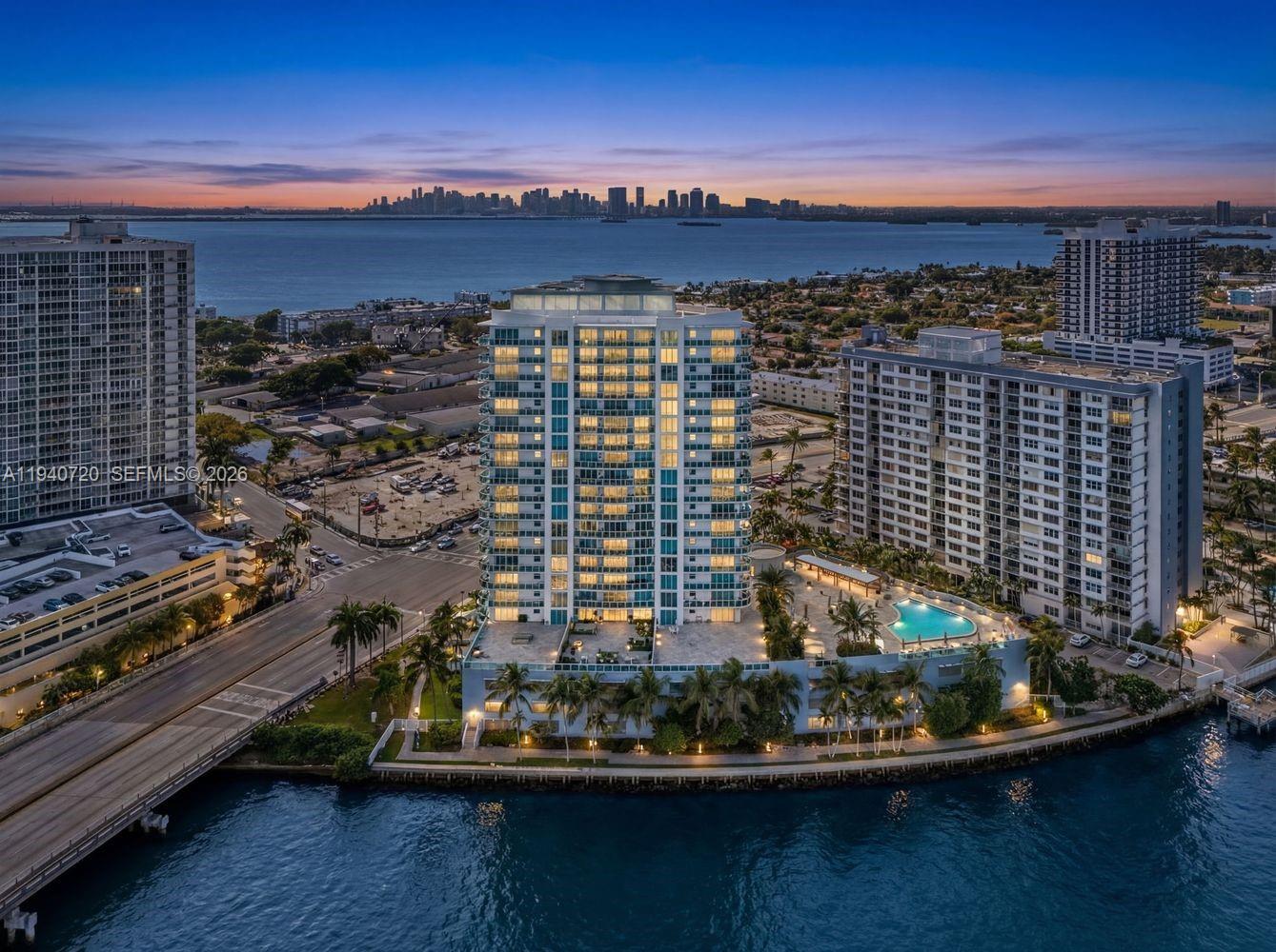 THE BRIDGEWATER CONDO - Residential