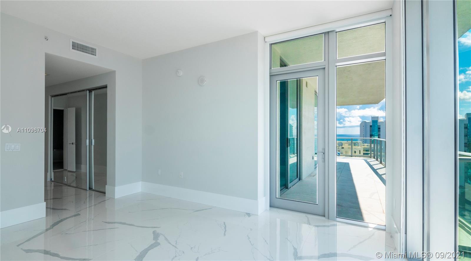 PARQUE TOWERS CONDO - Residential