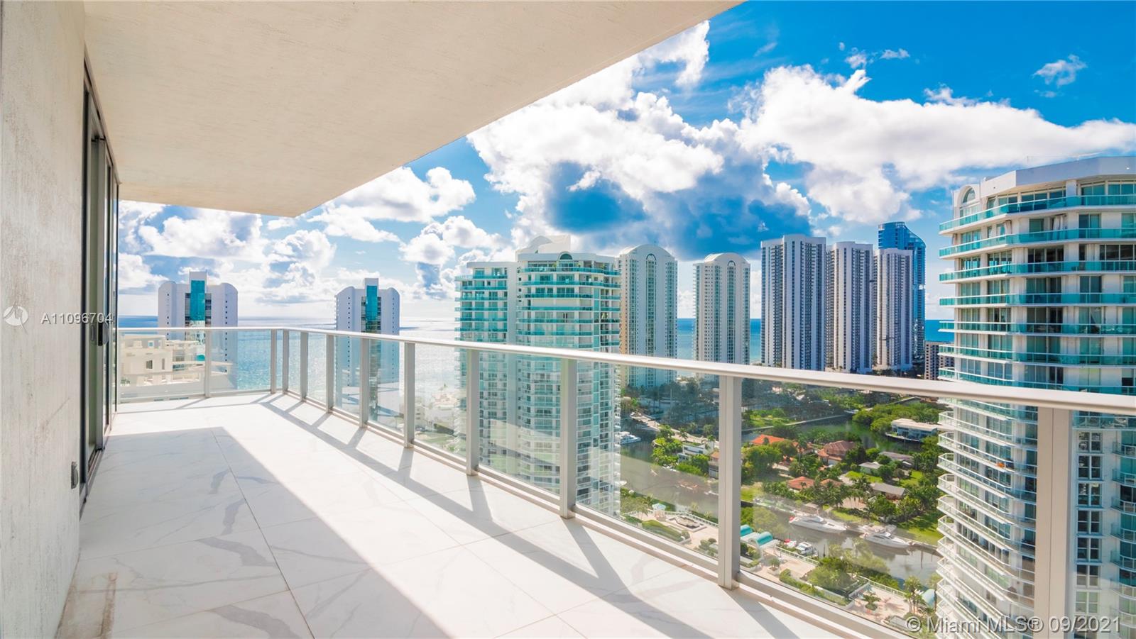 PARQUE TOWERS CONDO - Residential