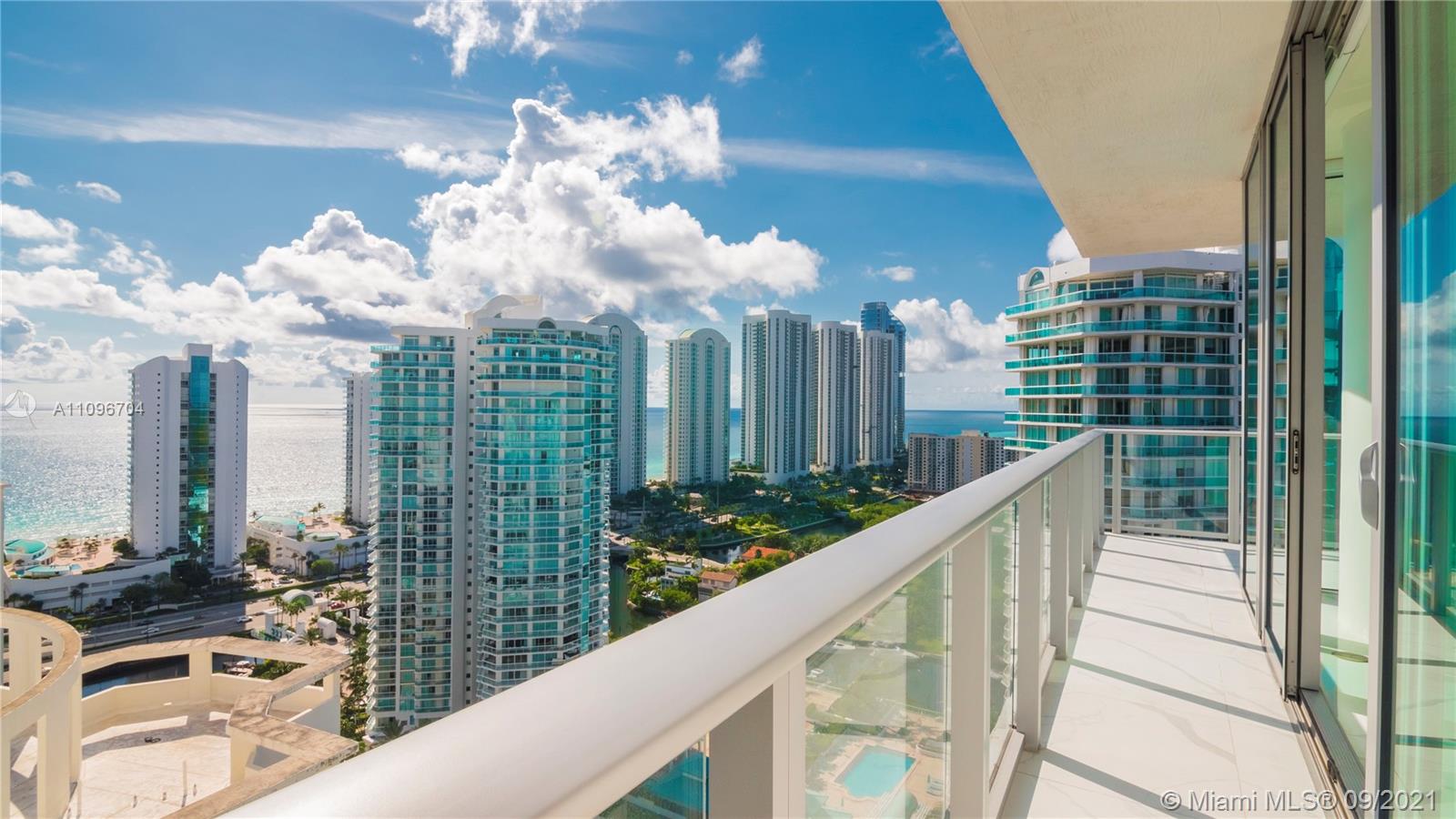 PARQUE TOWERS CONDO - Residential