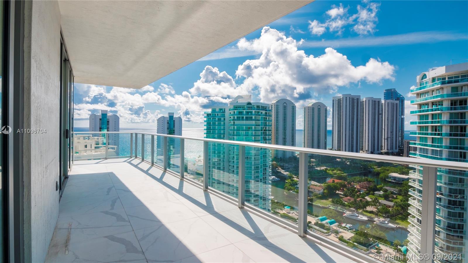 PARQUE TOWERS CONDO - Residential