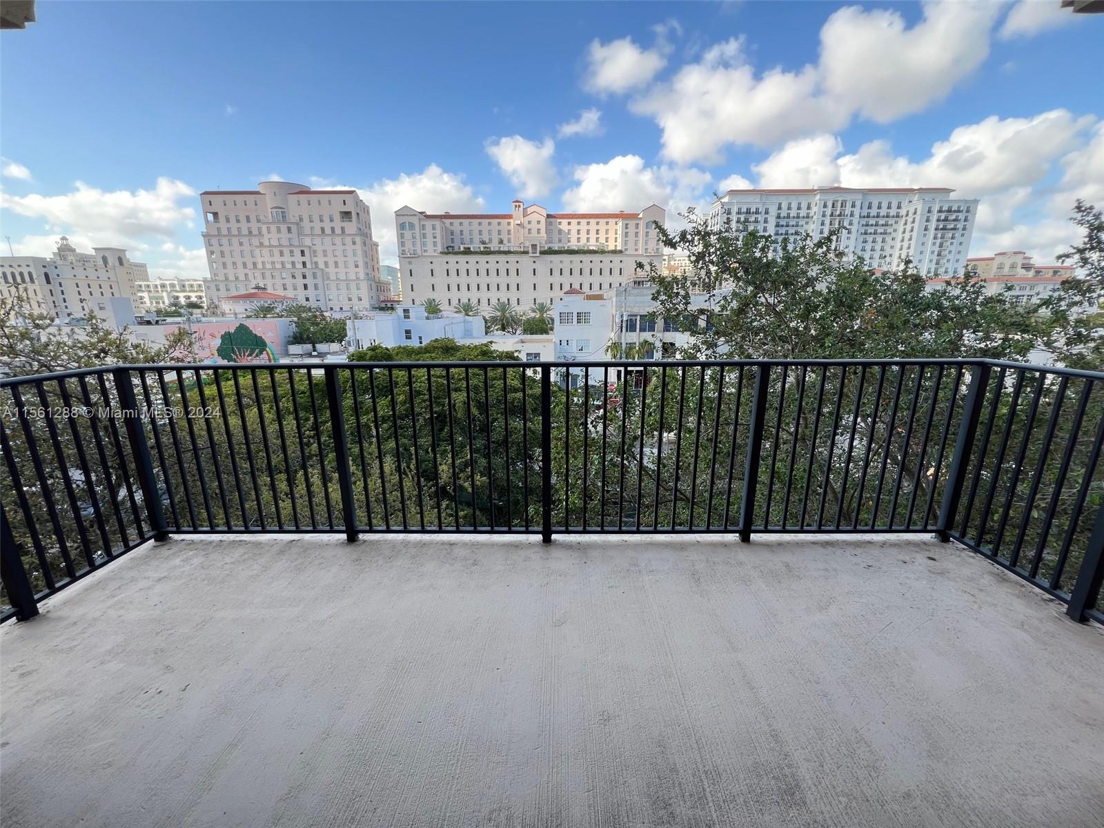 ANDALUSIA CONDO RESIDENCE - Residential
