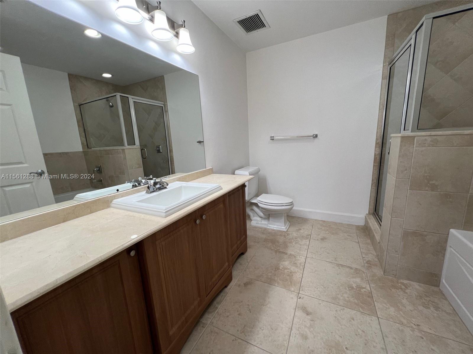 ANDALUSIA CONDO RESIDENCE - Residential