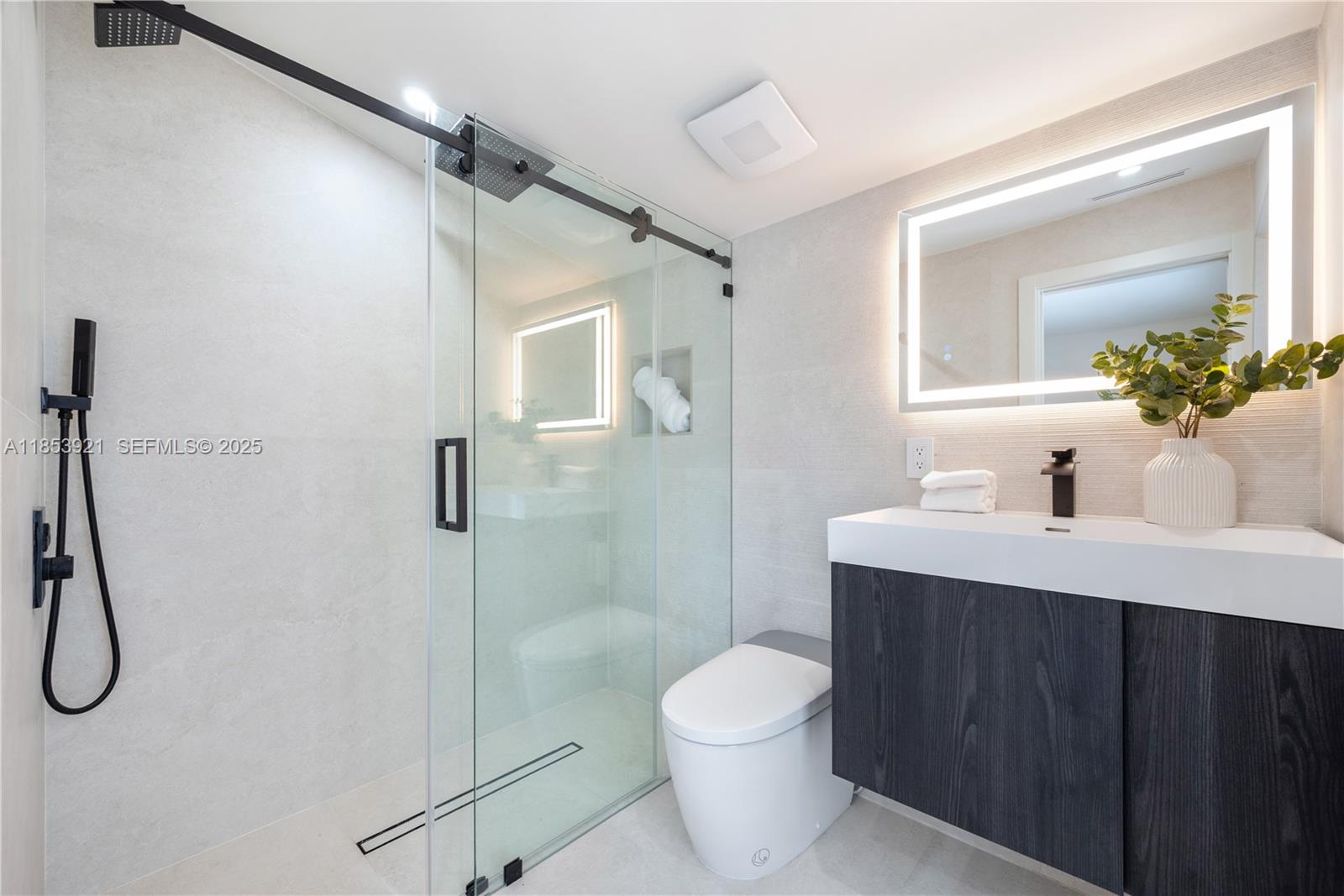 WASHINGTON PLACE - Residential