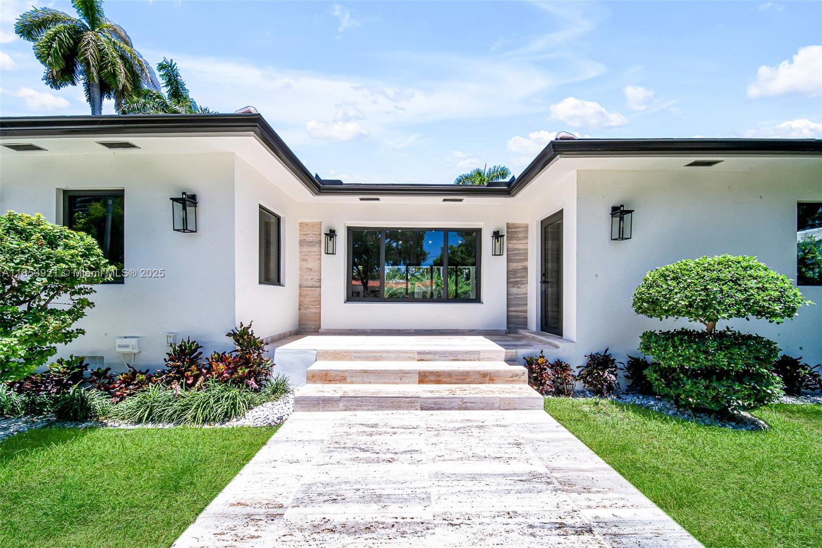 WASHINGTON PLACE - Residential