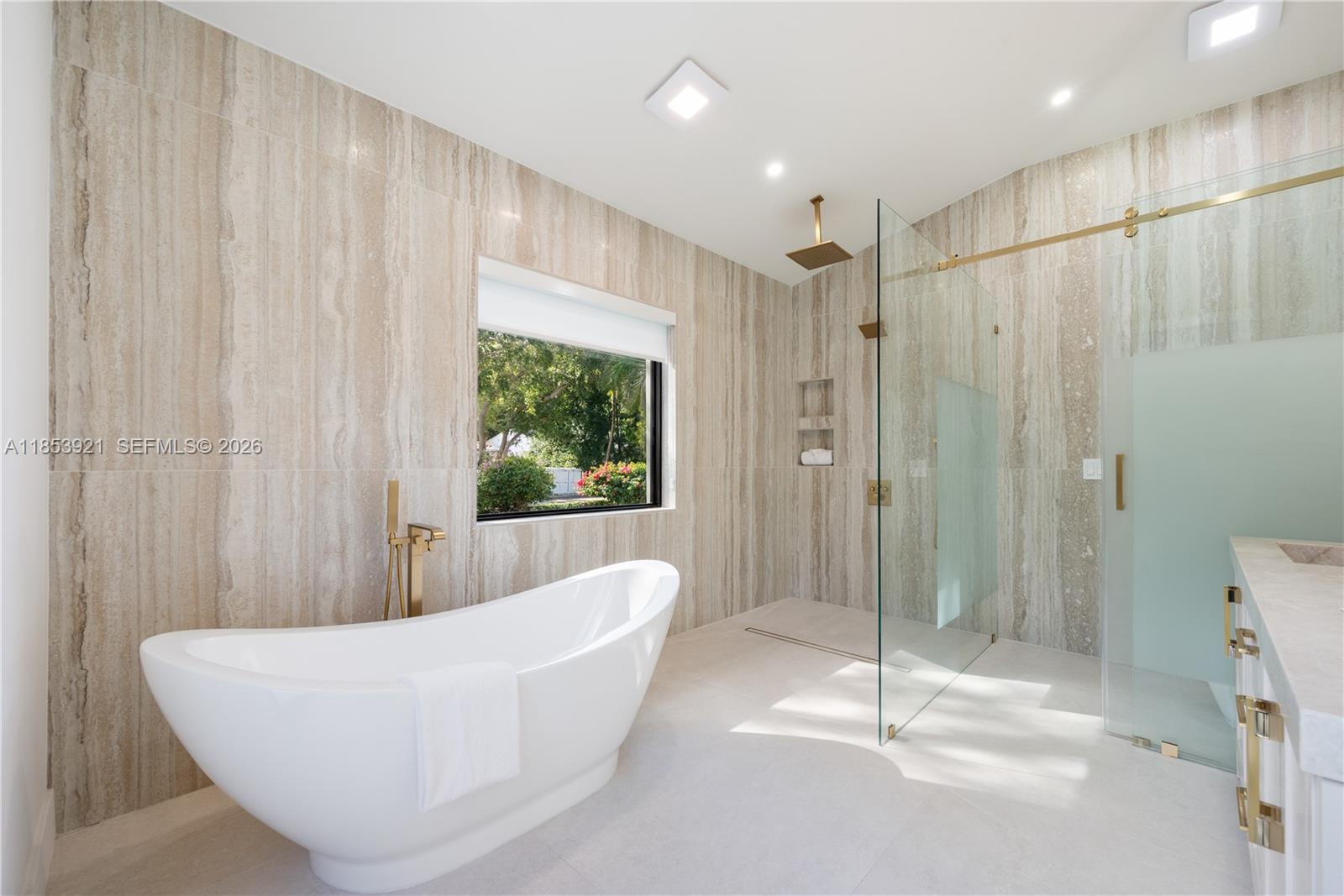 WASHINGTON PLACE - Residential