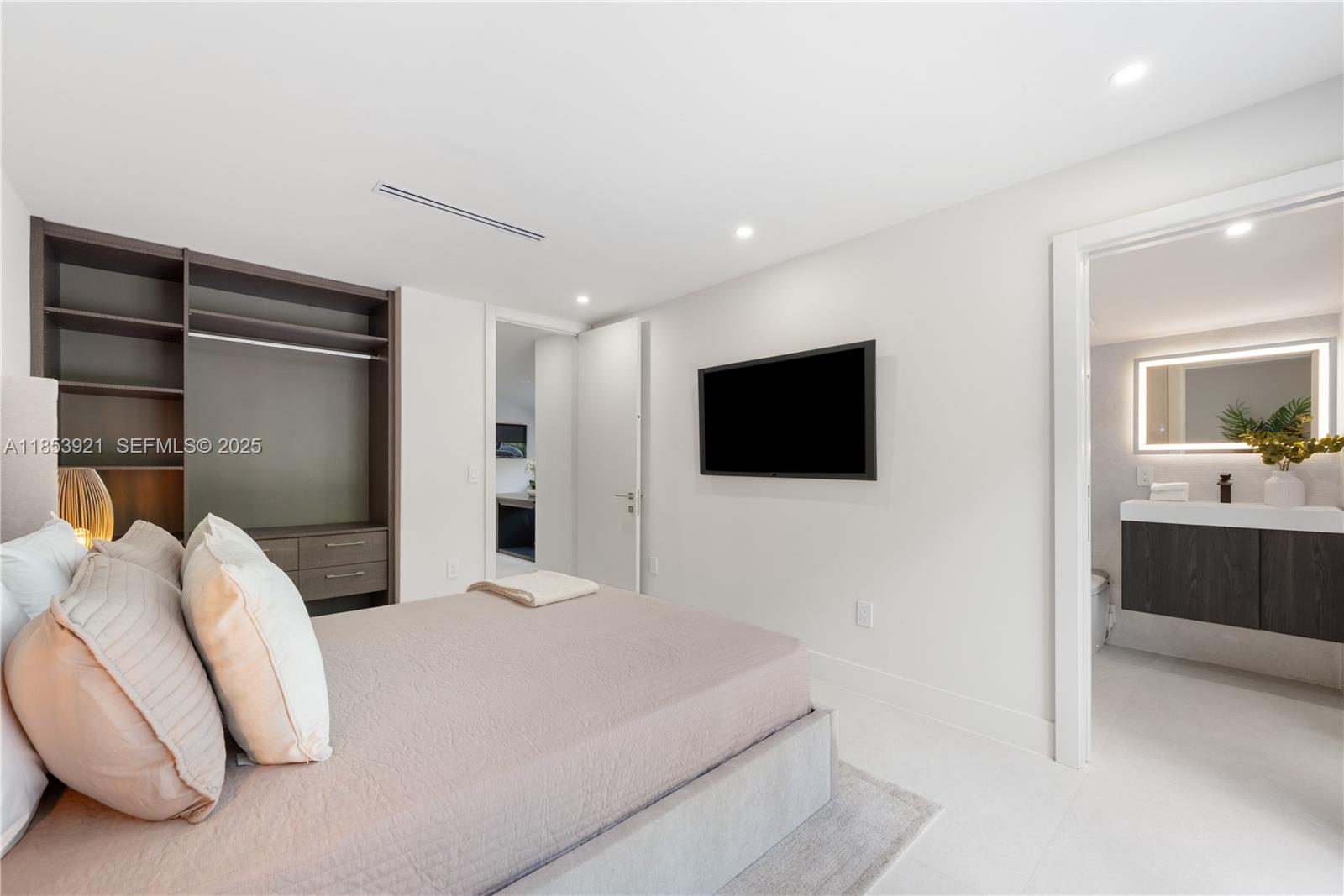 WASHINGTON PLACE - Residential