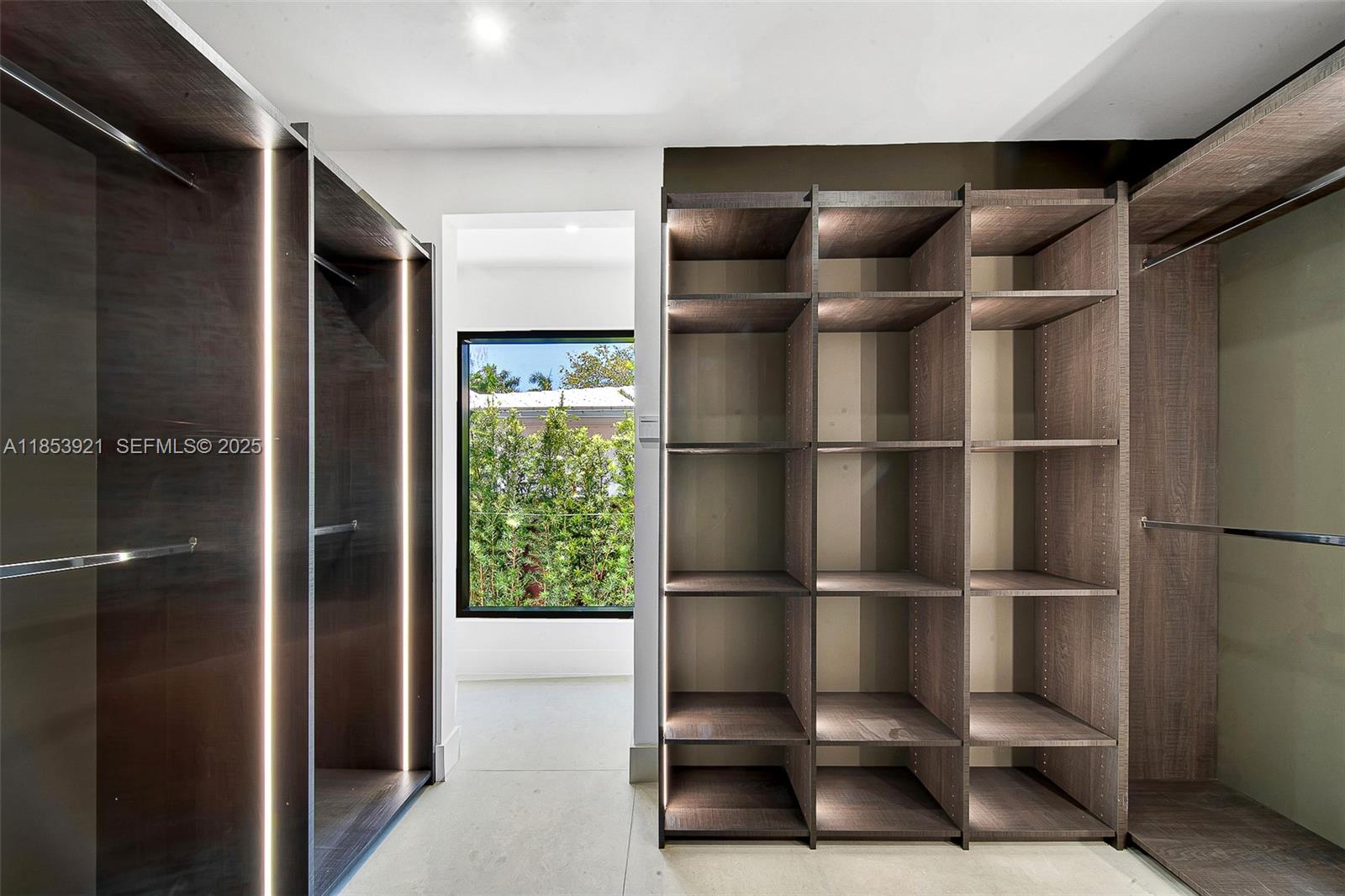 WASHINGTON PLACE - Residential