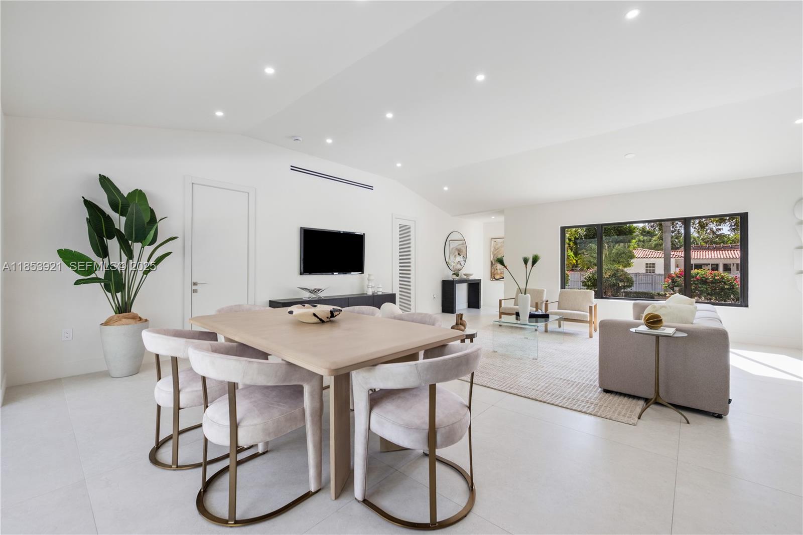 WASHINGTON PLACE - Residential