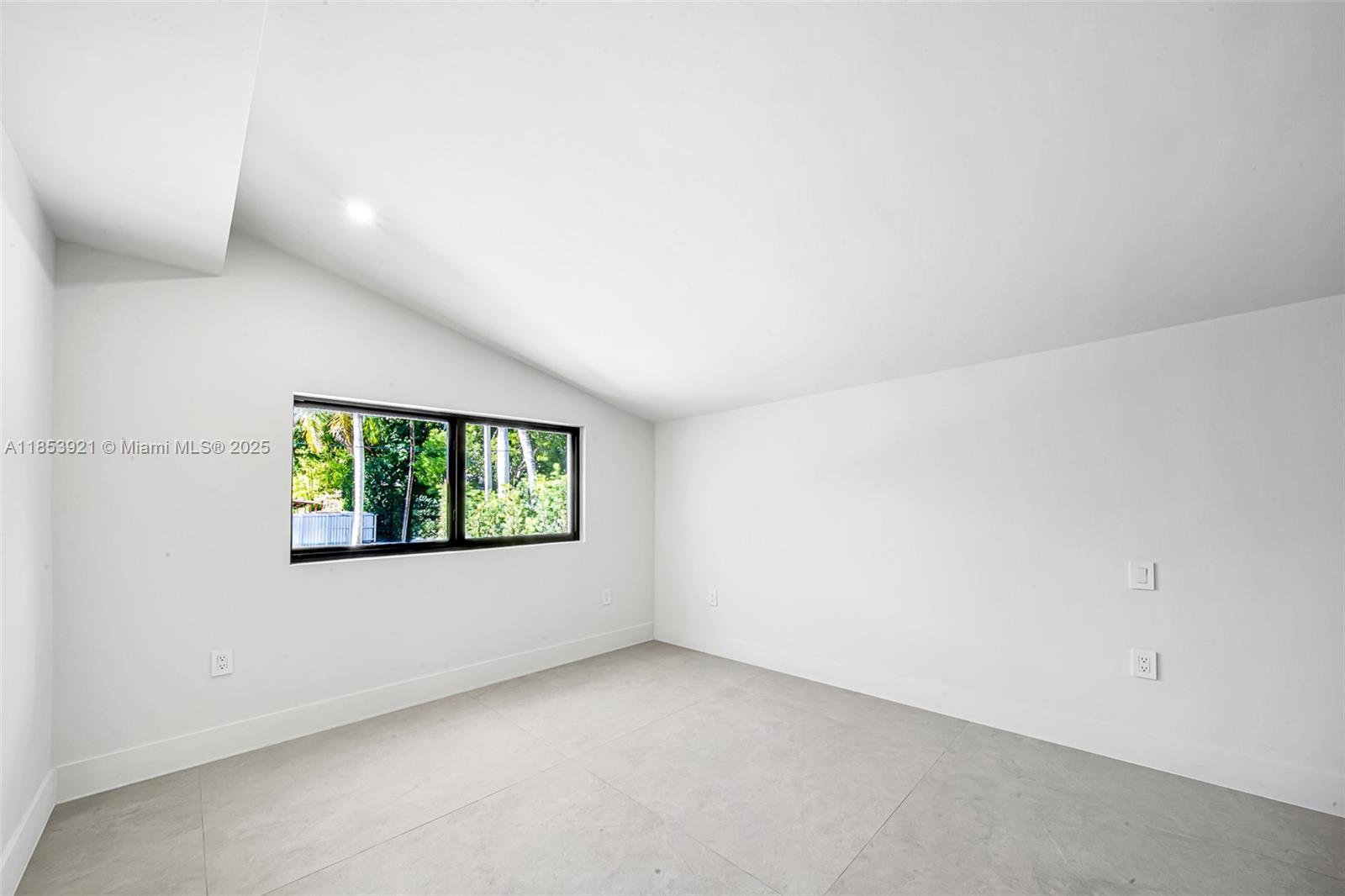 WASHINGTON PLACE - Residential