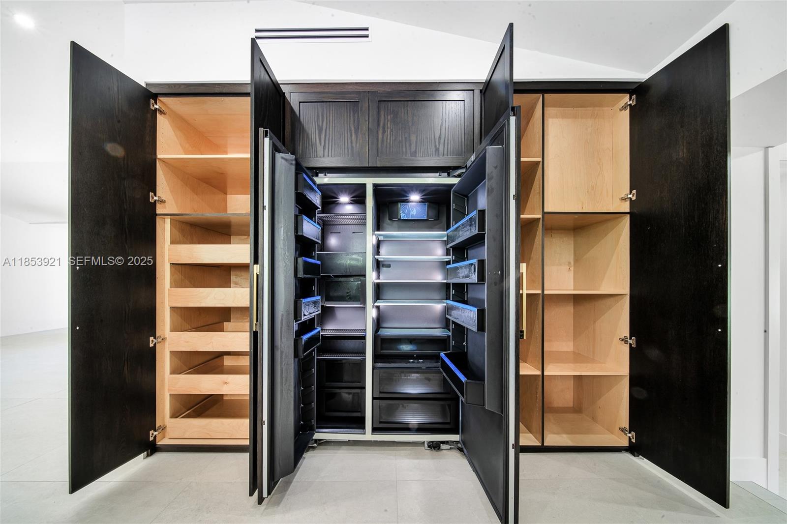 WASHINGTON PLACE - Residential