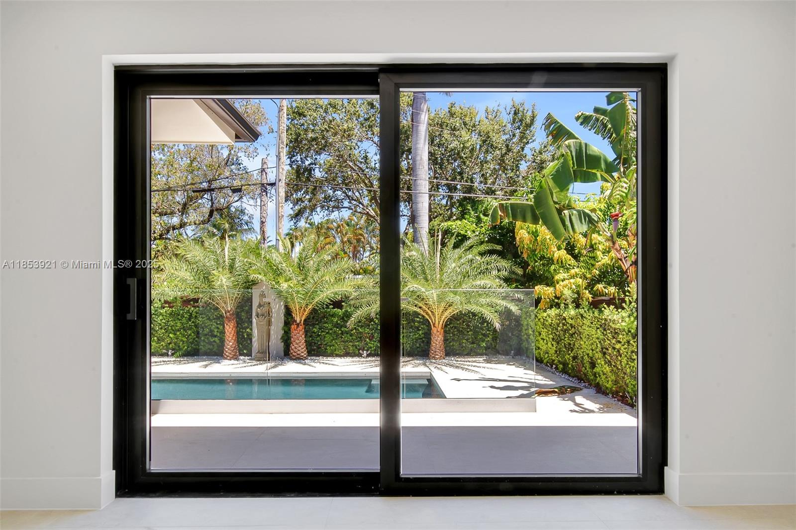 WASHINGTON PLACE - Residential