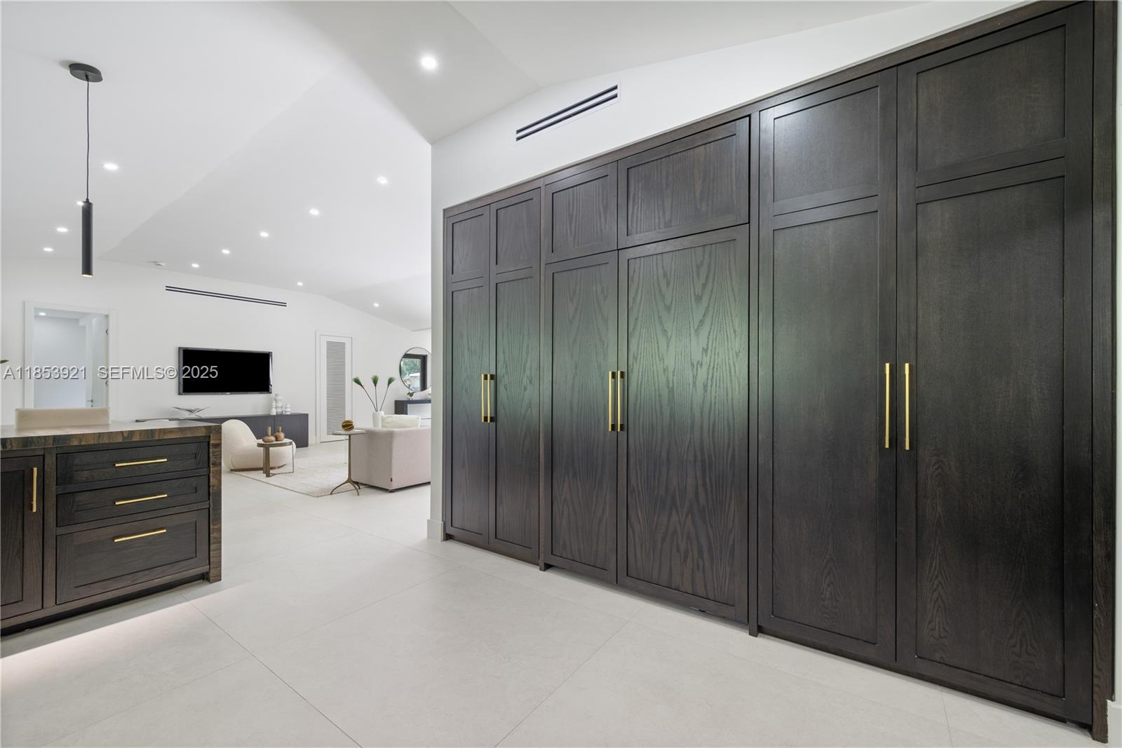 WASHINGTON PLACE - Residential