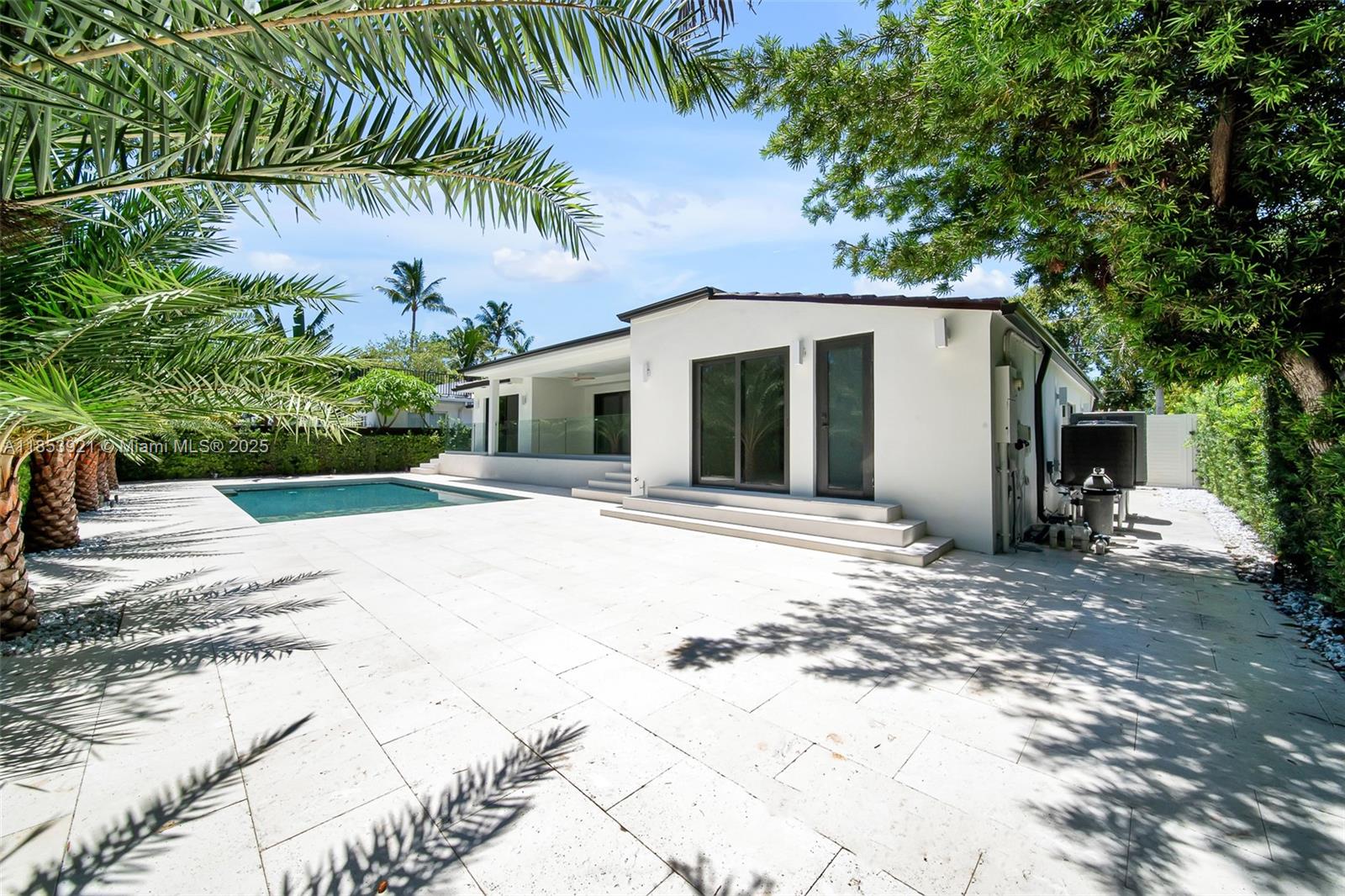 WASHINGTON PLACE - Residential