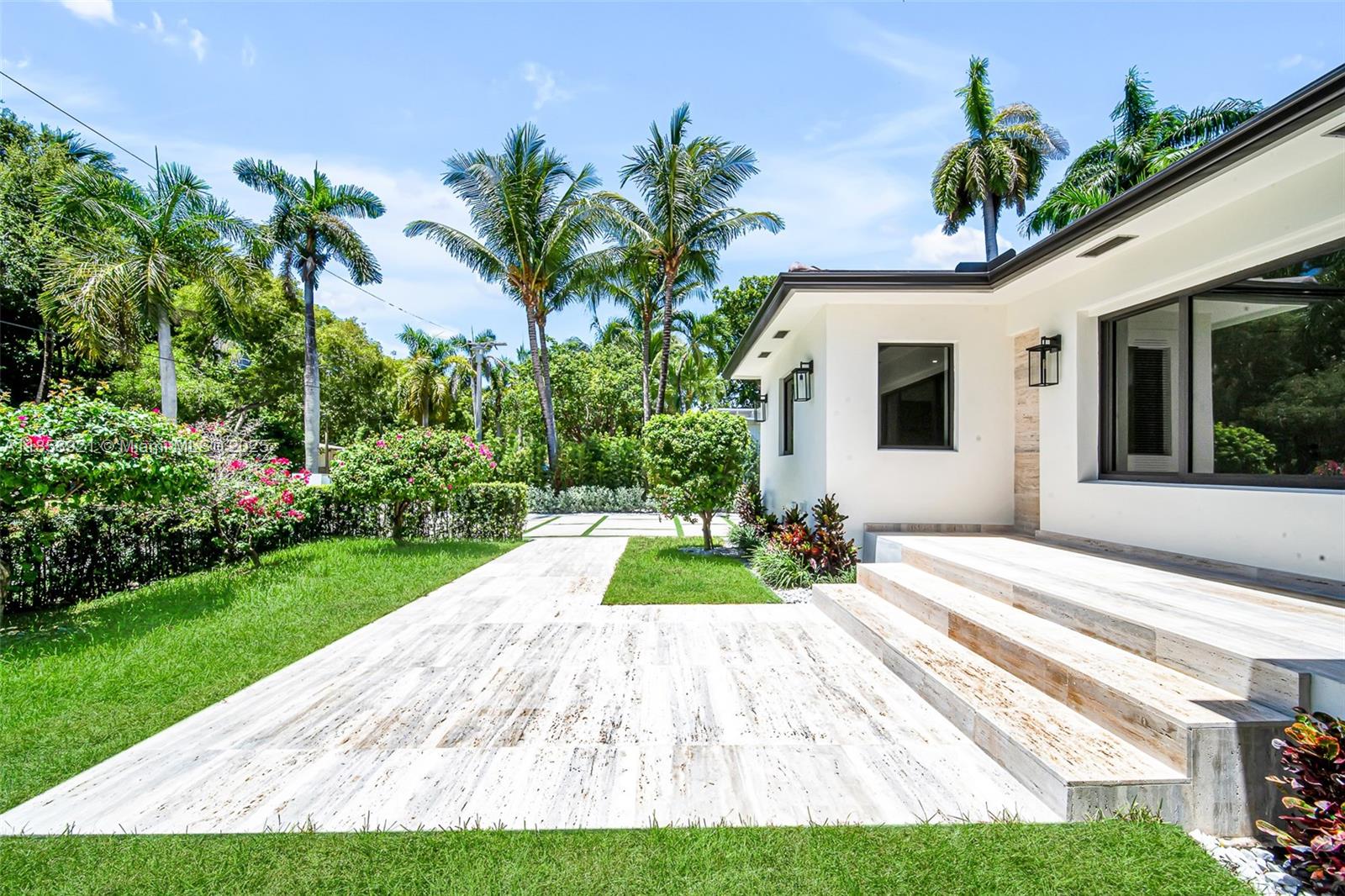 WASHINGTON PLACE - Residential