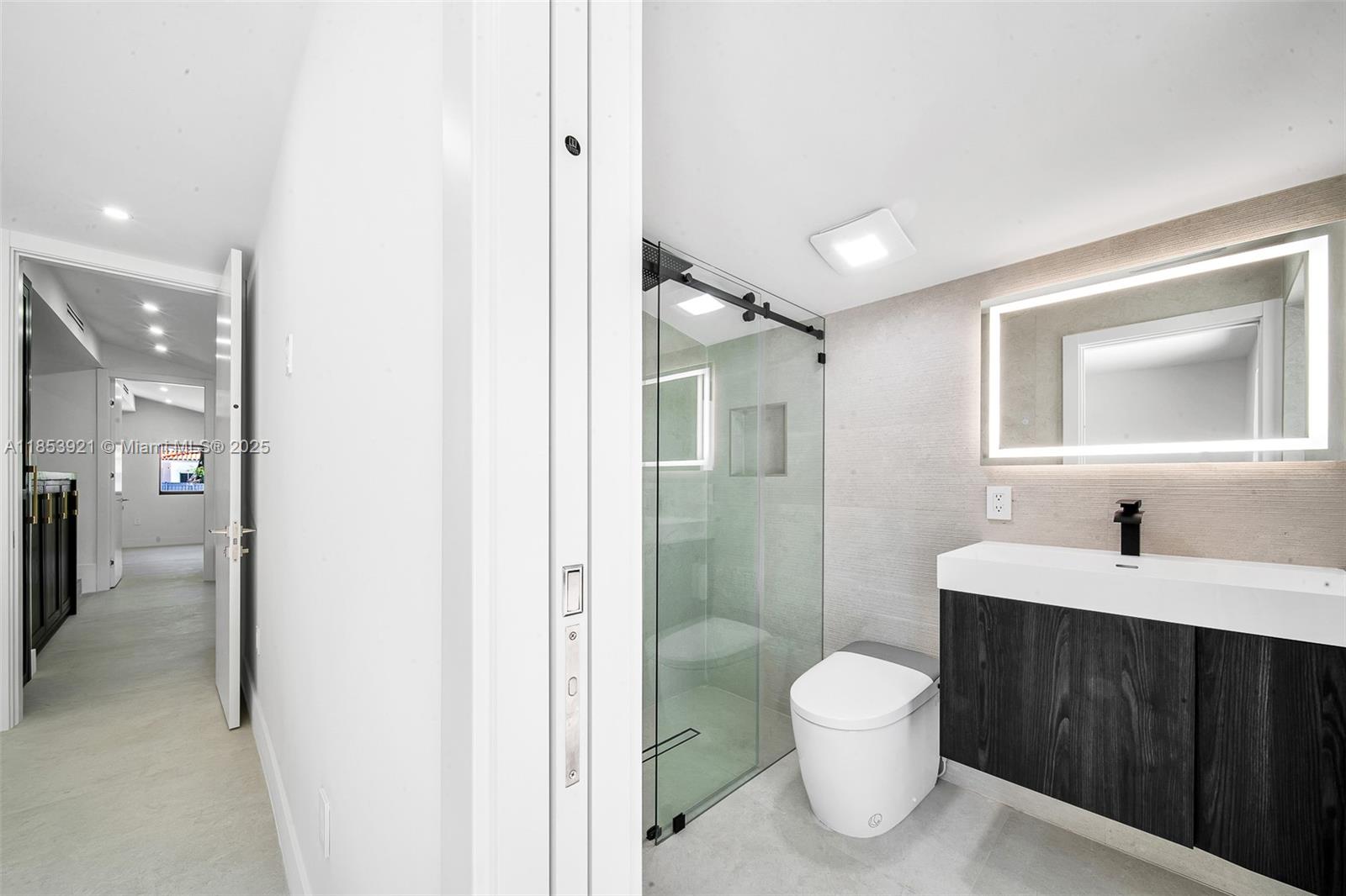 WASHINGTON PLACE - Residential