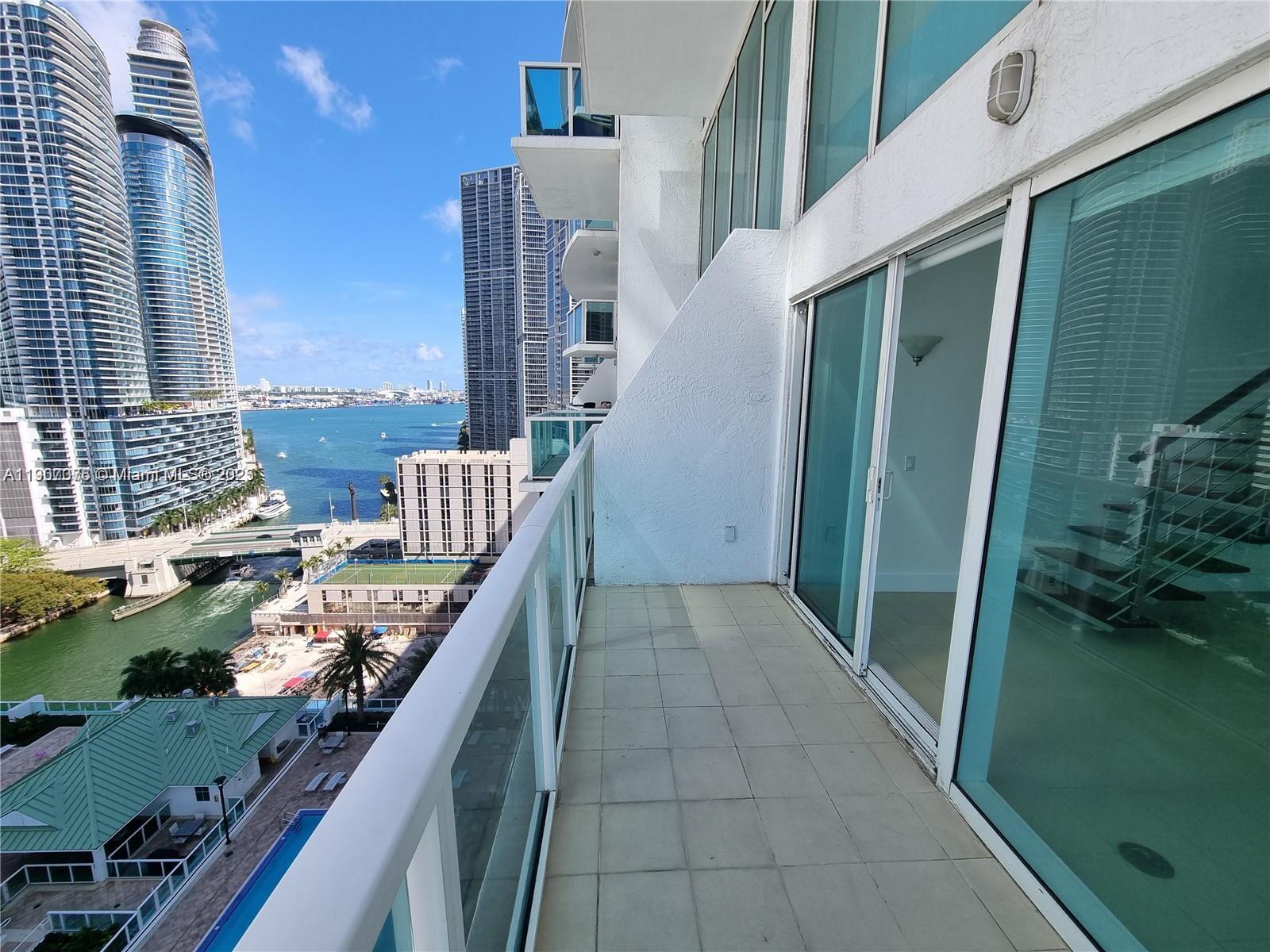 BRICKELL ON THE RIVER S T - Residential Lease