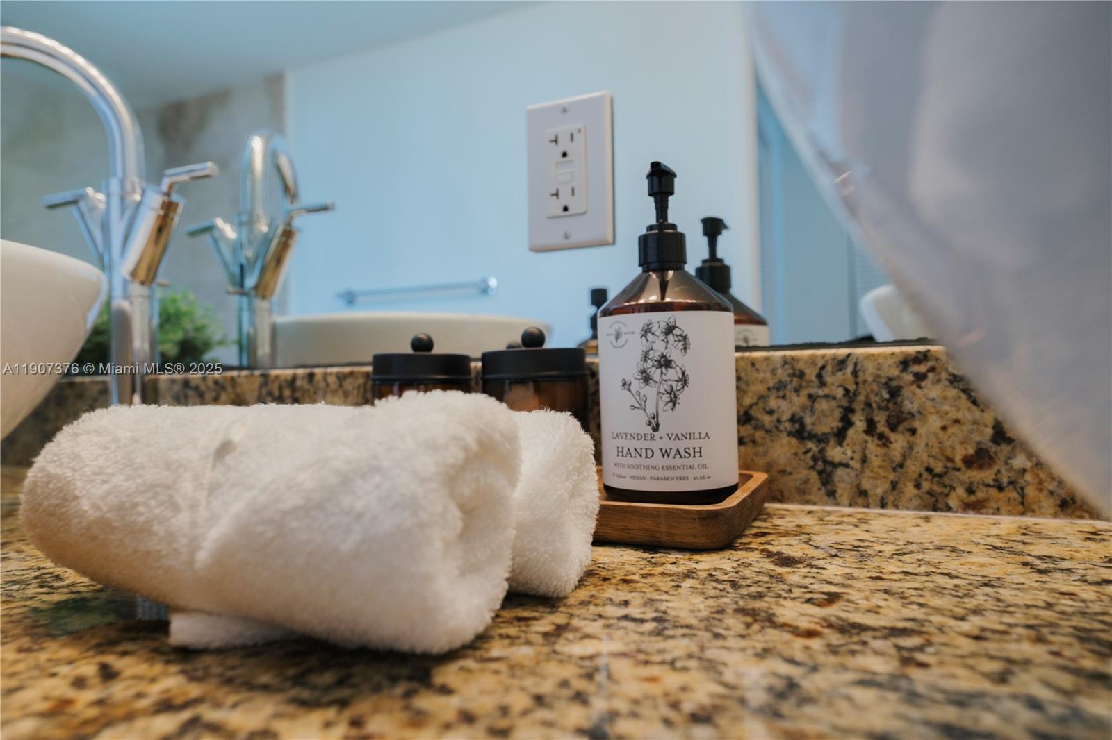 BRICKELL ON THE RIVER S T - Residential Lease