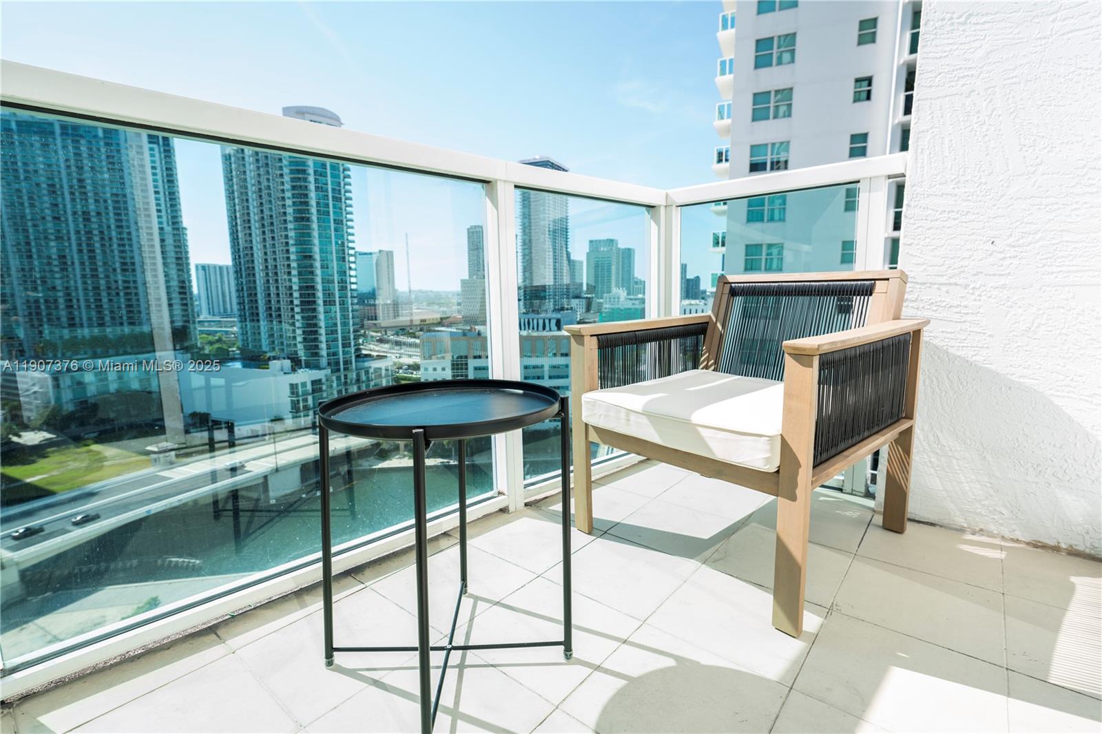 BRICKELL ON THE RIVER S T - Residential Lease