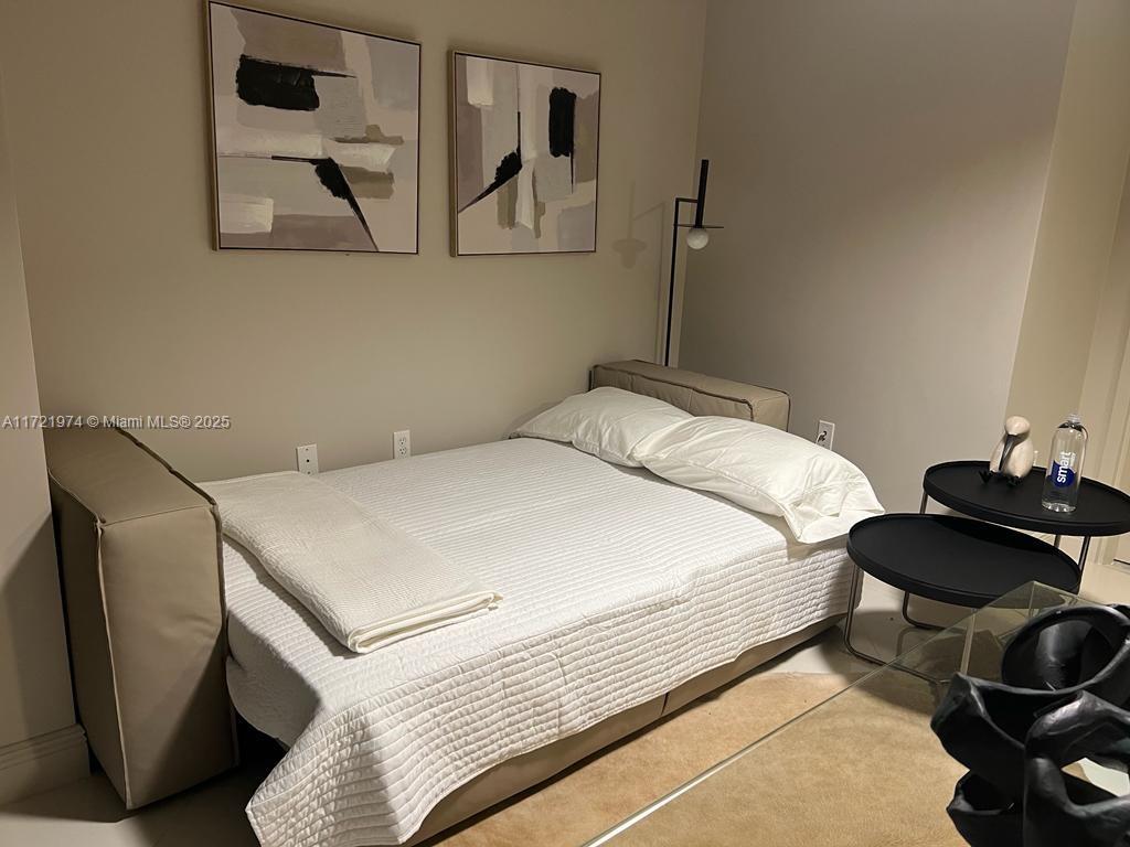 900 BISCAYNE BAY CONDO - Residential Lease