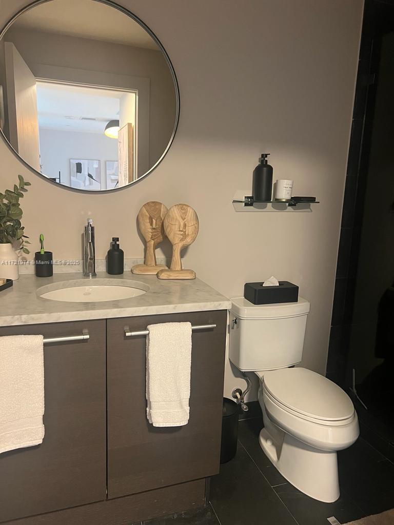 900 BISCAYNE BAY CONDO - Residential Lease