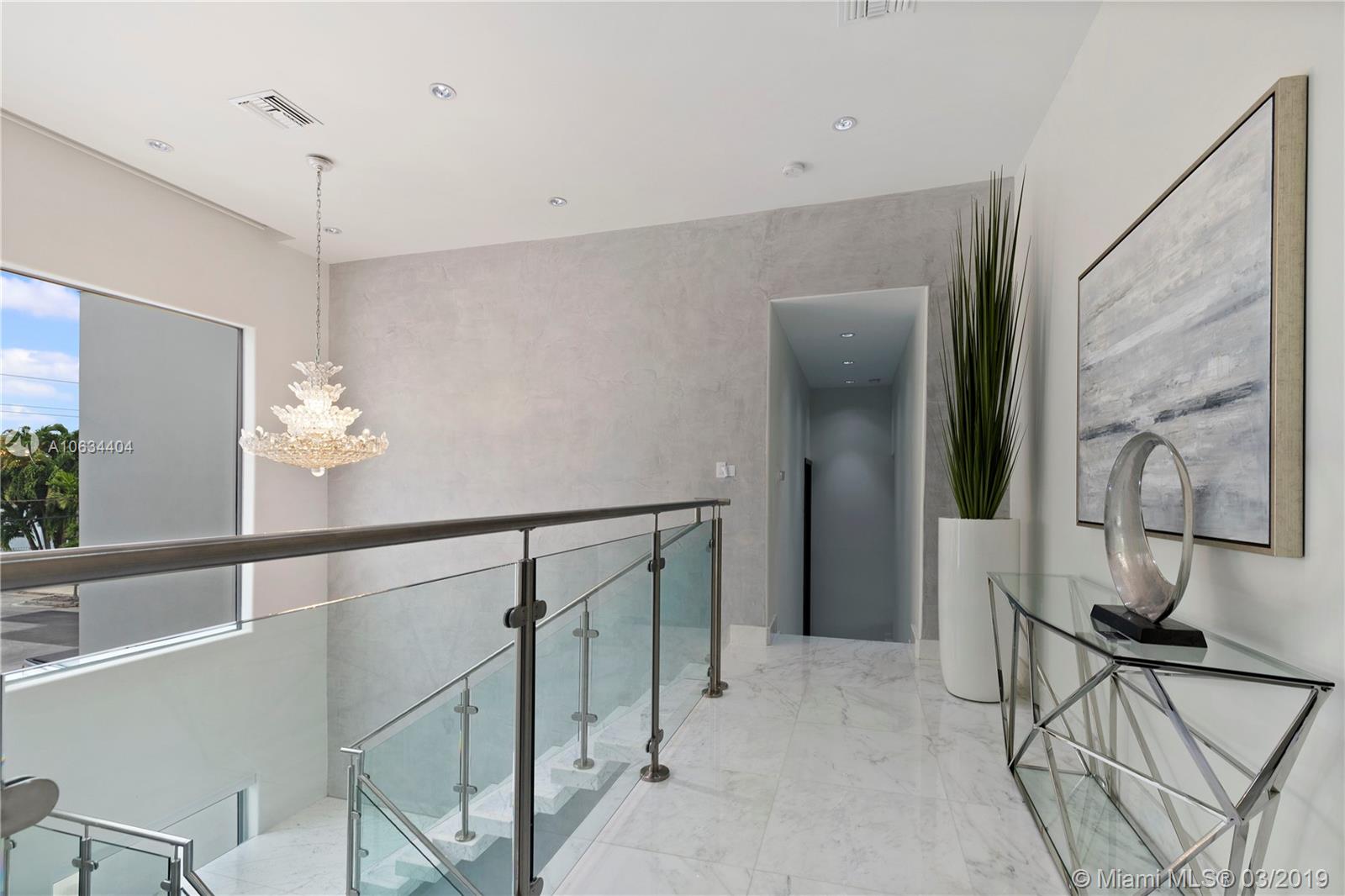 TREASURE ISLAND - Residential