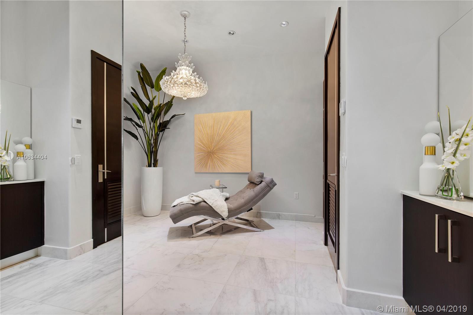 TREASURE ISLAND - Residential