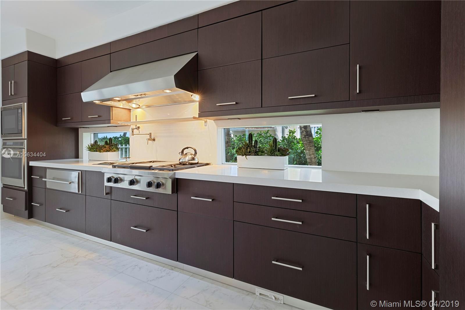 TREASURE ISLAND - Residential