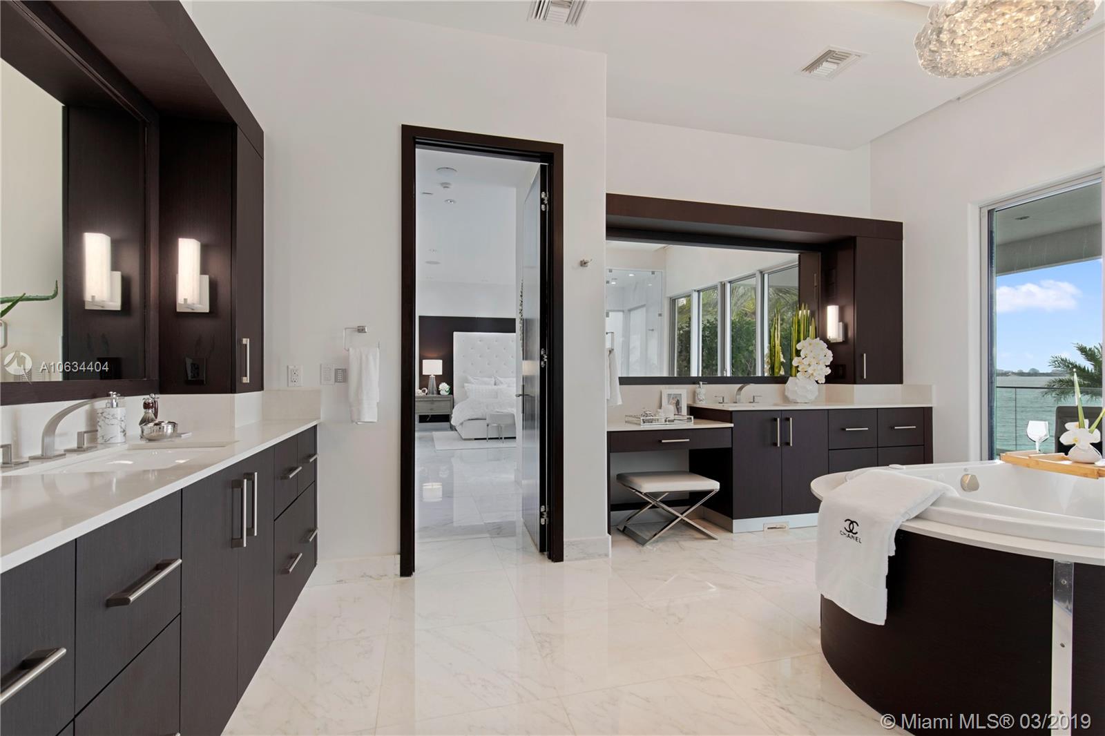 TREASURE ISLAND - Residential