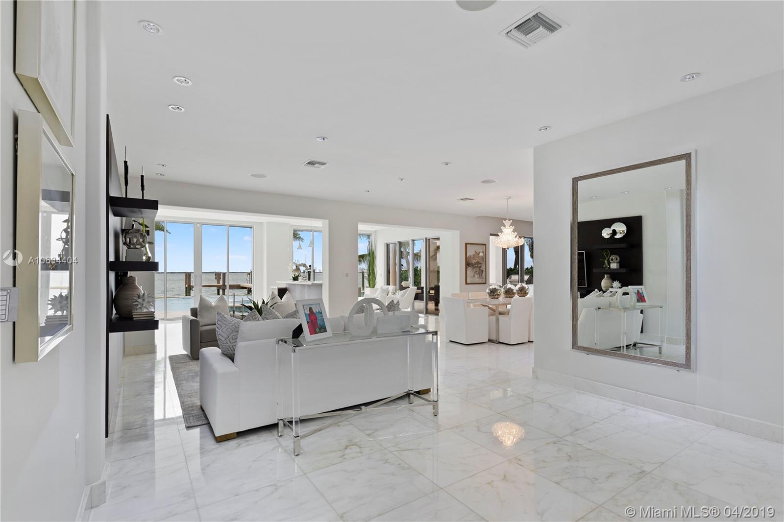 TREASURE ISLAND - Residential