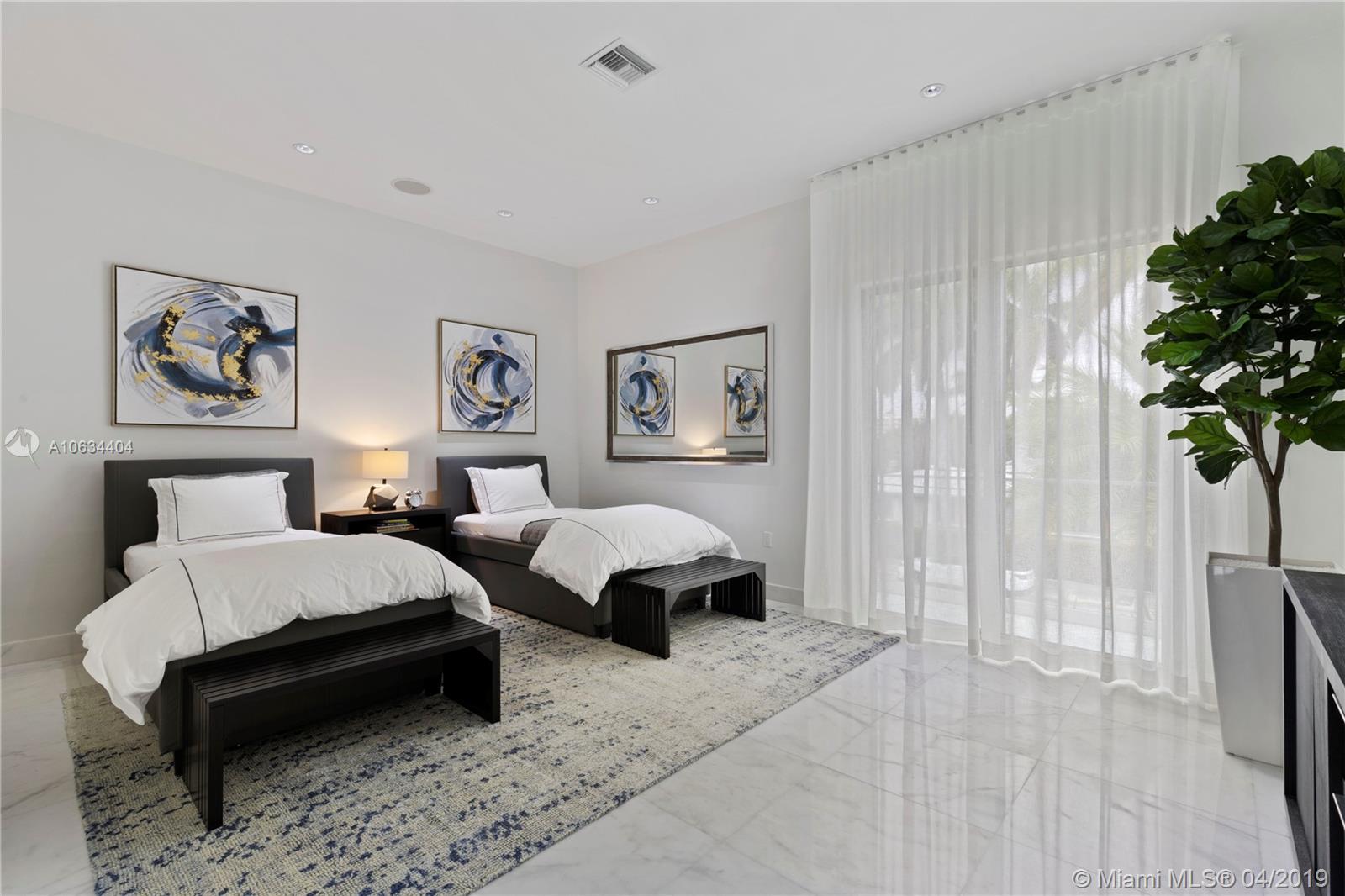 TREASURE ISLAND - Residential