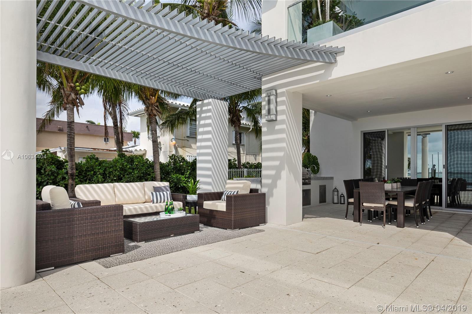 TREASURE ISLAND - Residential