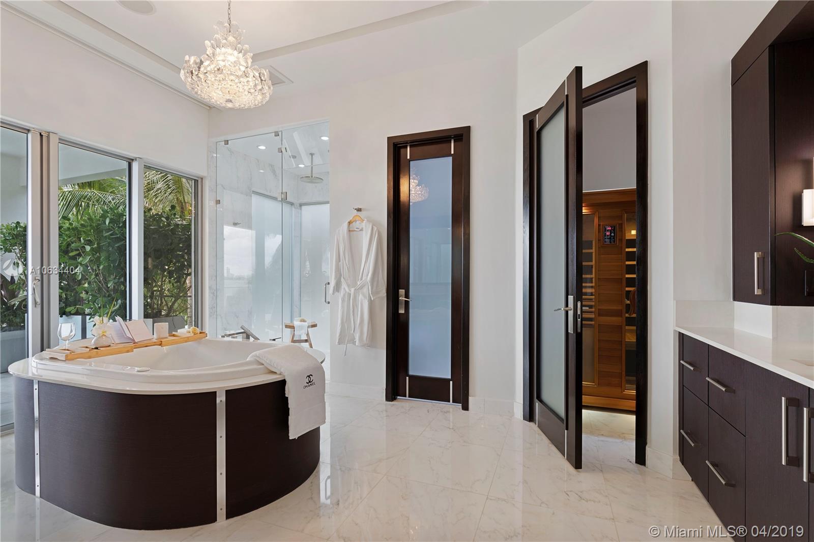 TREASURE ISLAND - Residential