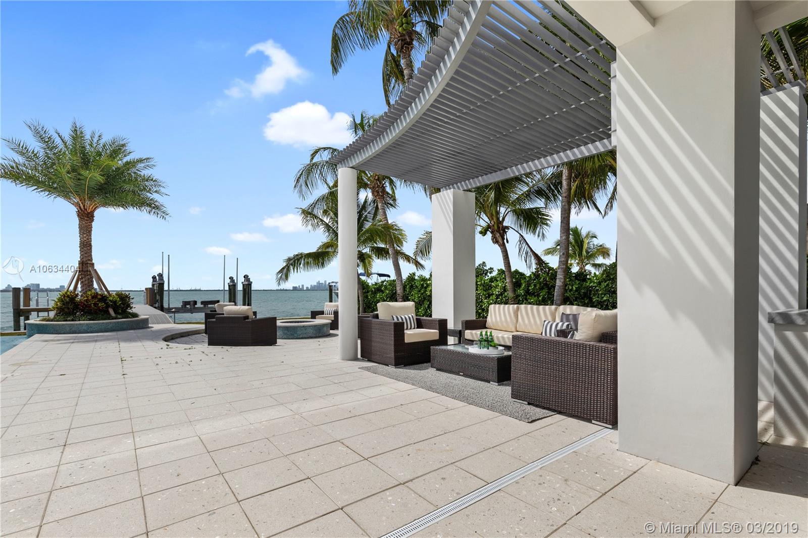 TREASURE ISLAND - Residential