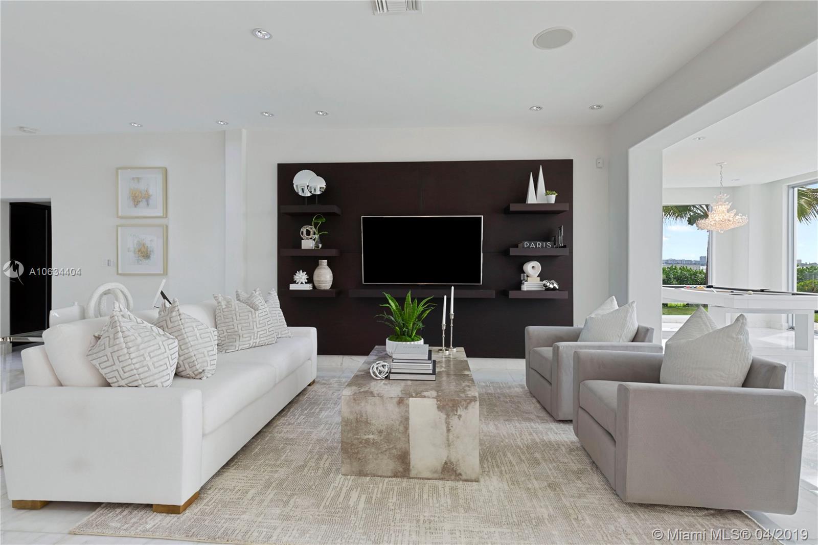 TREASURE ISLAND - Residential