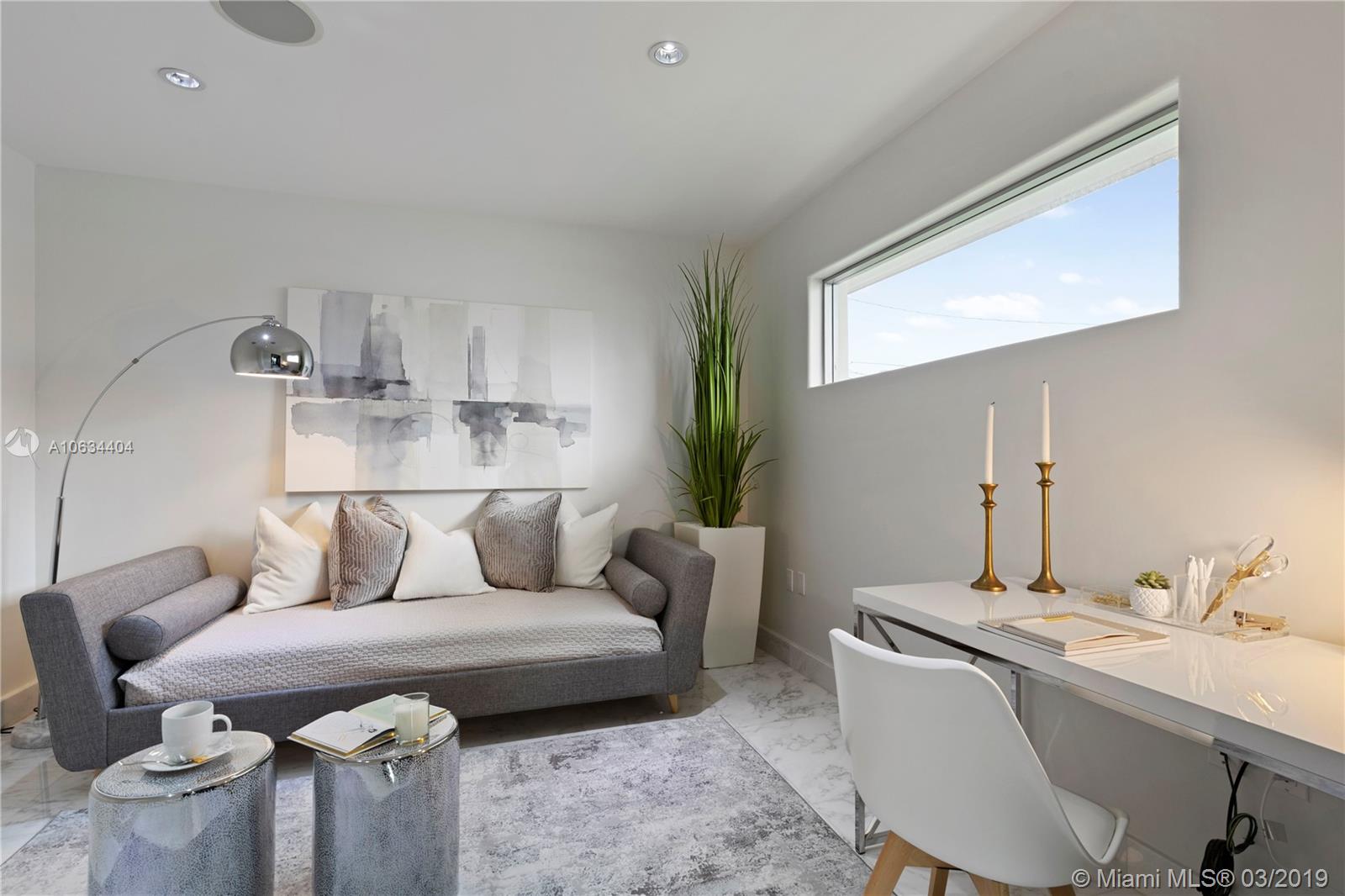 TREASURE ISLAND - Residential