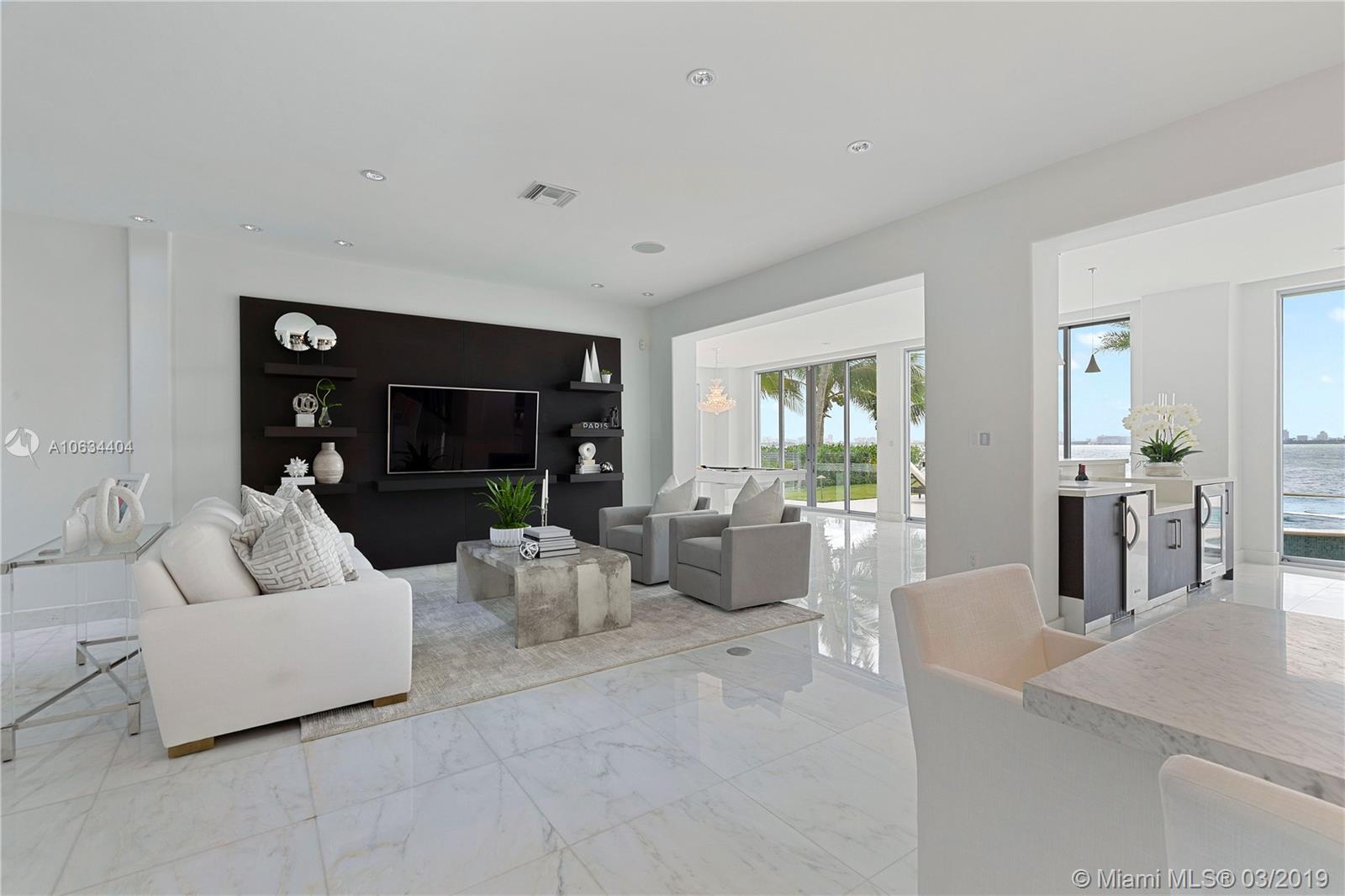 TREASURE ISLAND - Residential