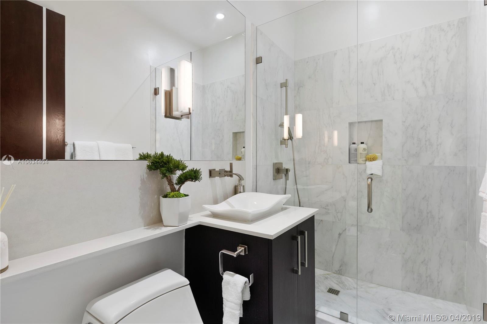 TREASURE ISLAND - Residential