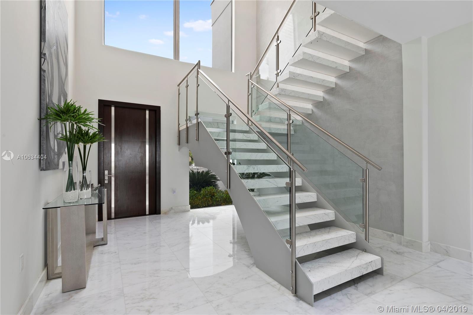 TREASURE ISLAND - Residential