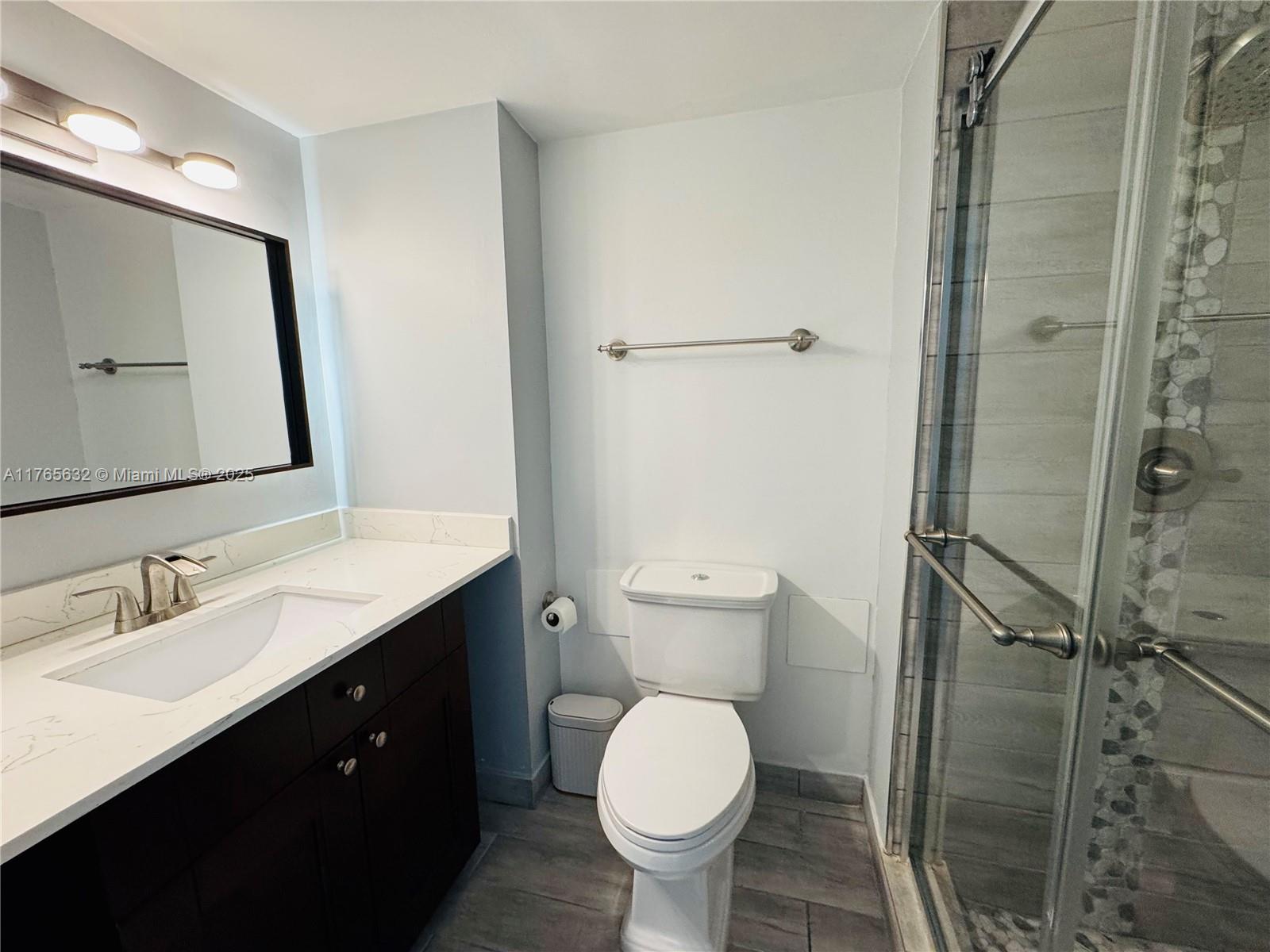 DEL PRADO - Residential