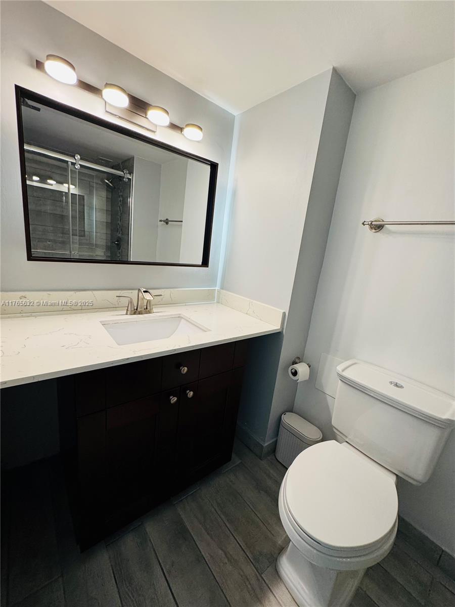 DEL PRADO - Residential