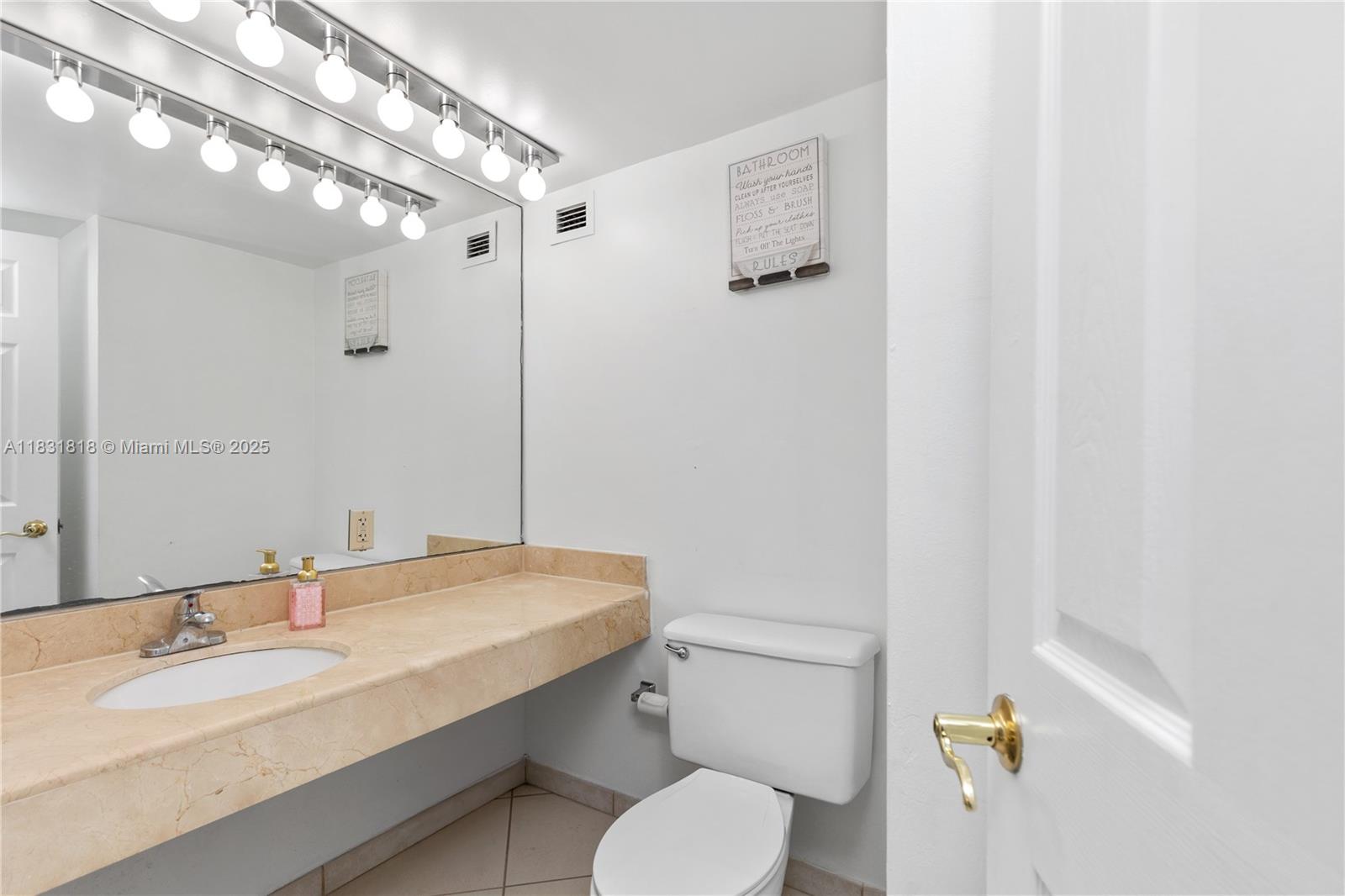 AQUASOL CONDO - Residential