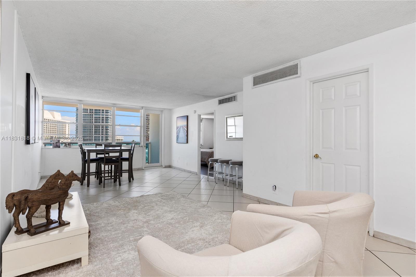 INCREDIBLE apartment with astonishing ocean and city views. 1 bedroom, 1 + 1/2 bathrooms. Washer inside the unit, brand new appliances, granite countertops, walk-in closets. Resort-style building amenities: fitness center, library, party room, laundry facilities, covered parking, pool, and much more. PRICED REDUCED TO SELL FAST!!! Don't miss it !!!