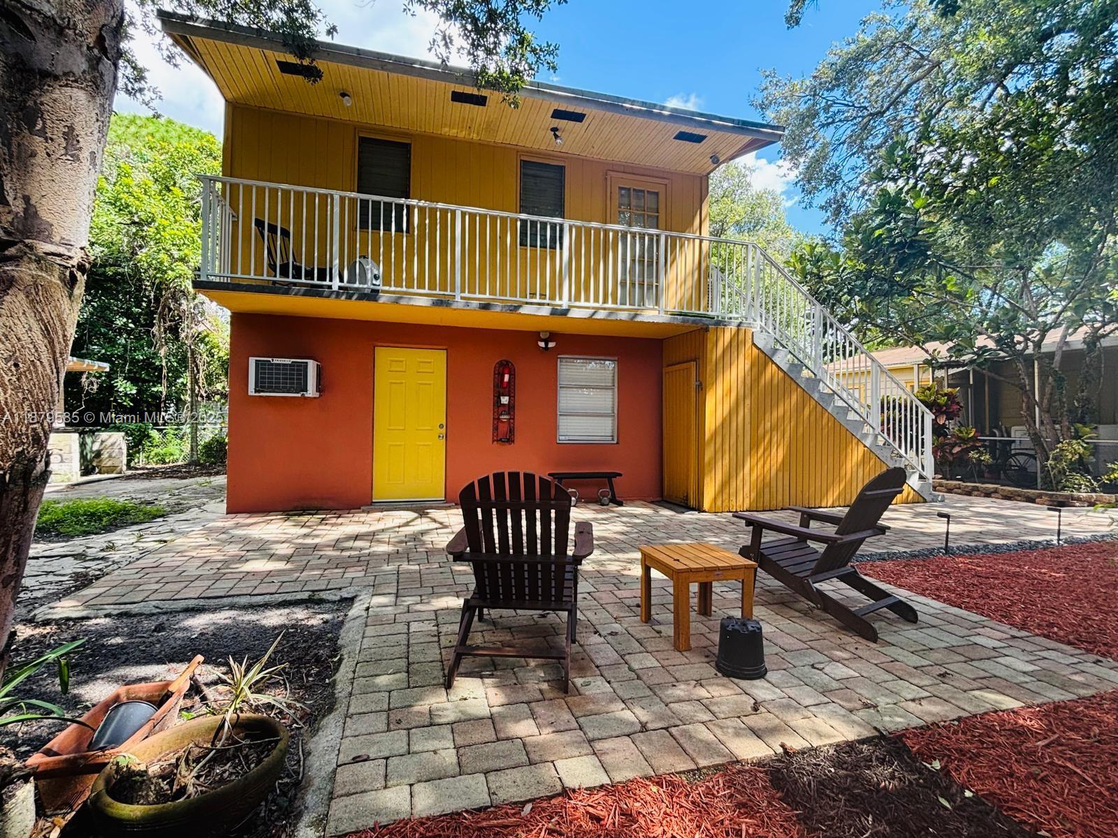 RIVERSIDE PARK - Residential Lease