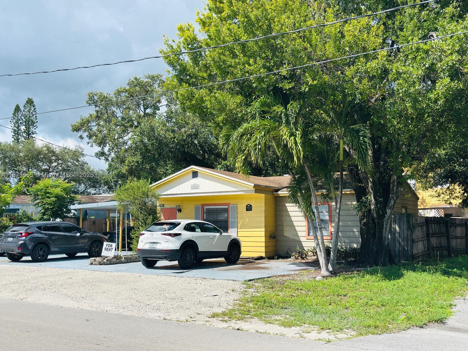 RIVERSIDE PARK - Residential Lease